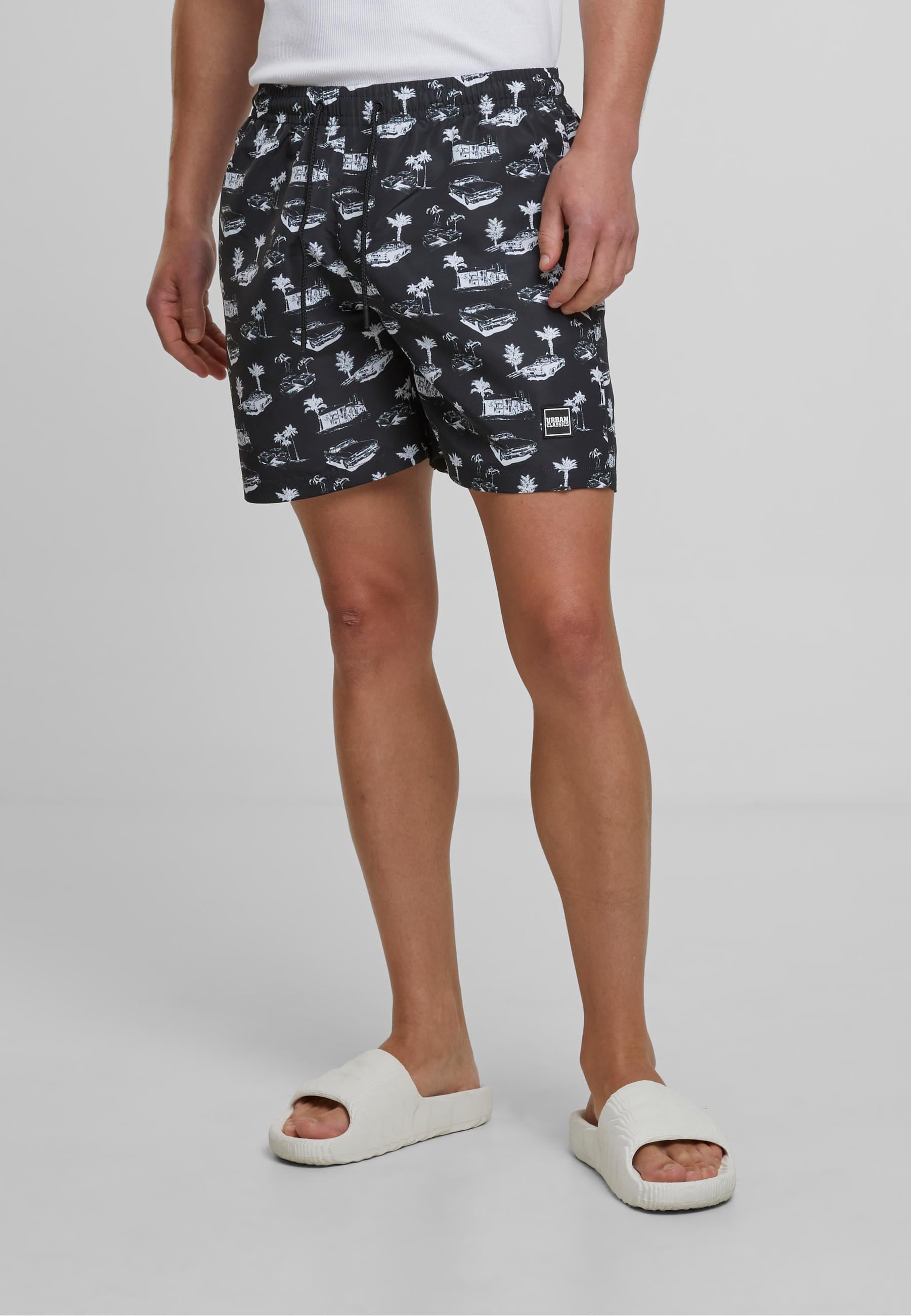 URBAN CLASSICS Badeshorts »Urban Classics Herren Pattern Swim Shorts«