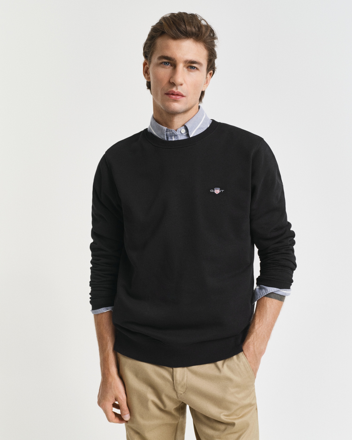 Gant Sweatshirt "REG SHIELD C-NECK SWEAT", mit Logostickerei auf der Brust günstig online kaufen