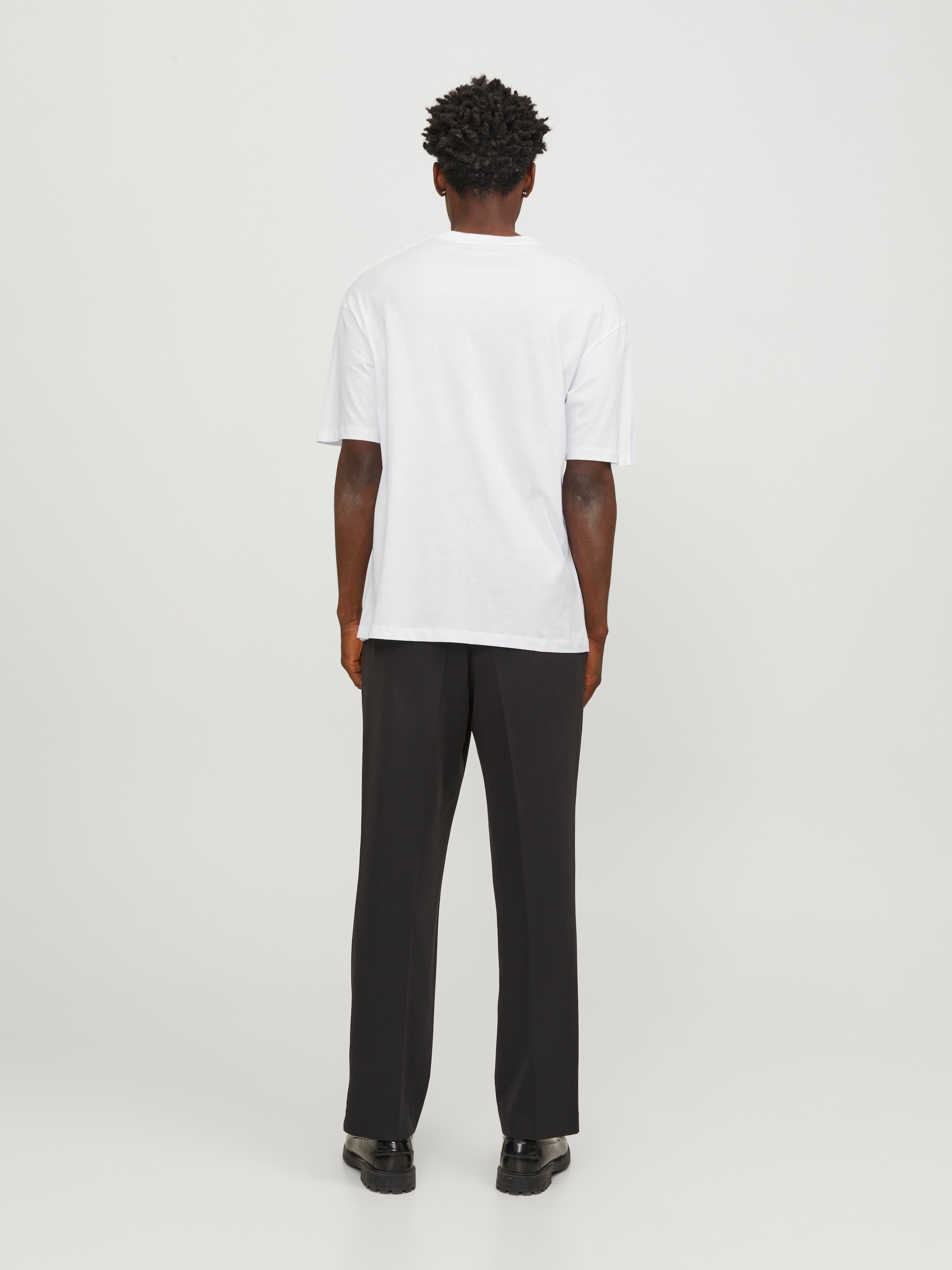 Jack & Jones Oversize-Shirt »JJEBRADLEY Oversize T-Shirt mit klassischem Rundhalsausschnitt« mit gekämmten Jersey