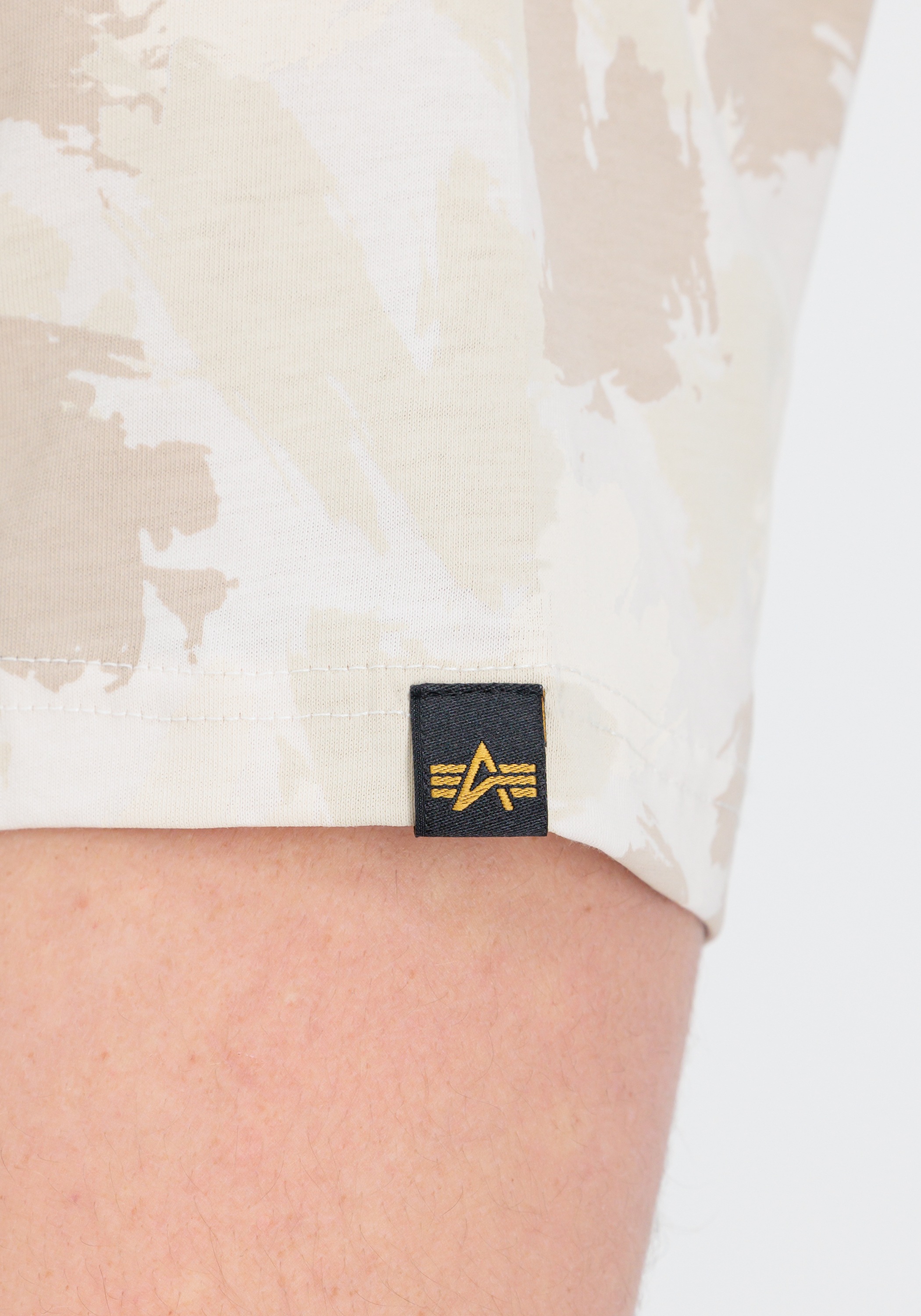 Alpha Industries T-Shirt »Alpha Industries Men - T-Shirts Basic T-Shirt SL Camo«