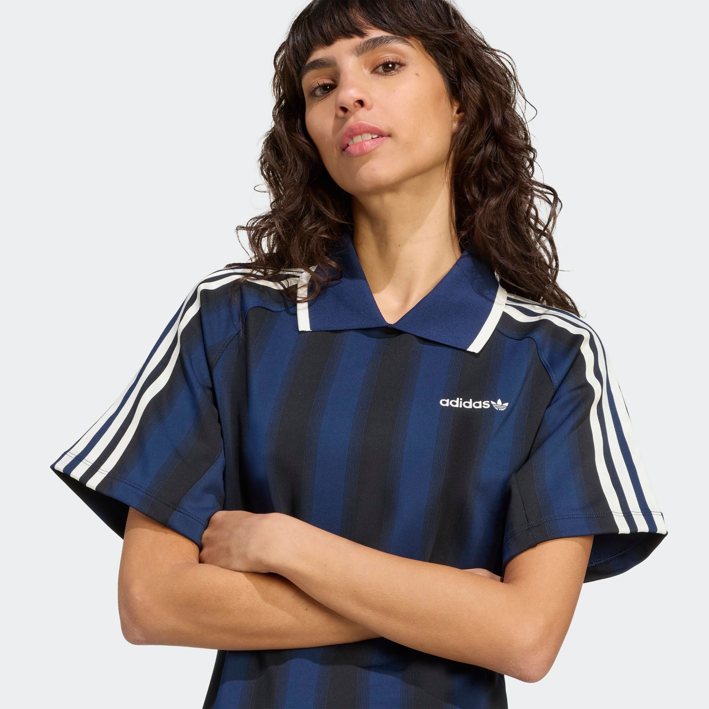 Thumbnail - adidas Originals Shirtkleid "INSPIRED GRAPHIC" 1 tlg. sportlicher Look, vom Fußball inspirierter Allover-Print