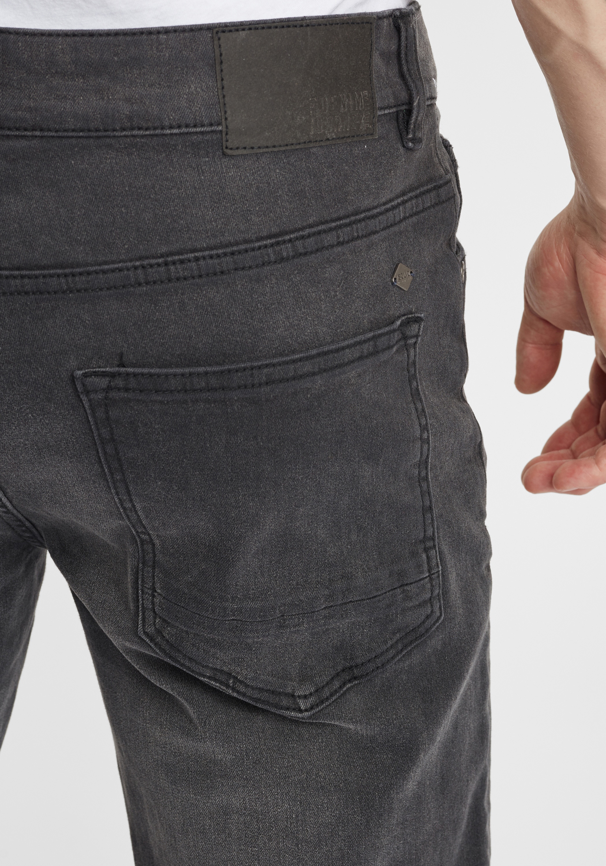 !Solid Bequeme Jeans »Jeans SDFynn«