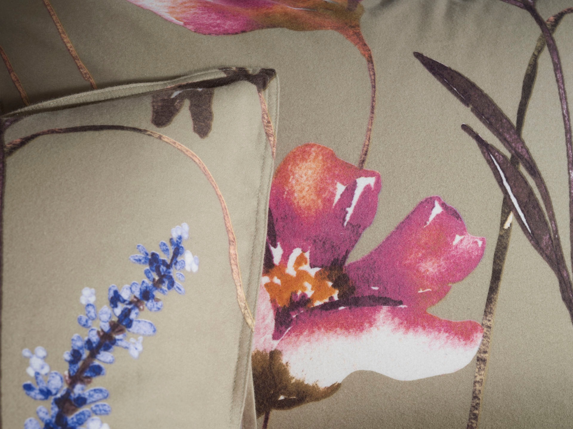 Heckett & Lane Bettwäsche »Vico«, Blumen Design, 100% Baumwolle ab 135x200 cm.