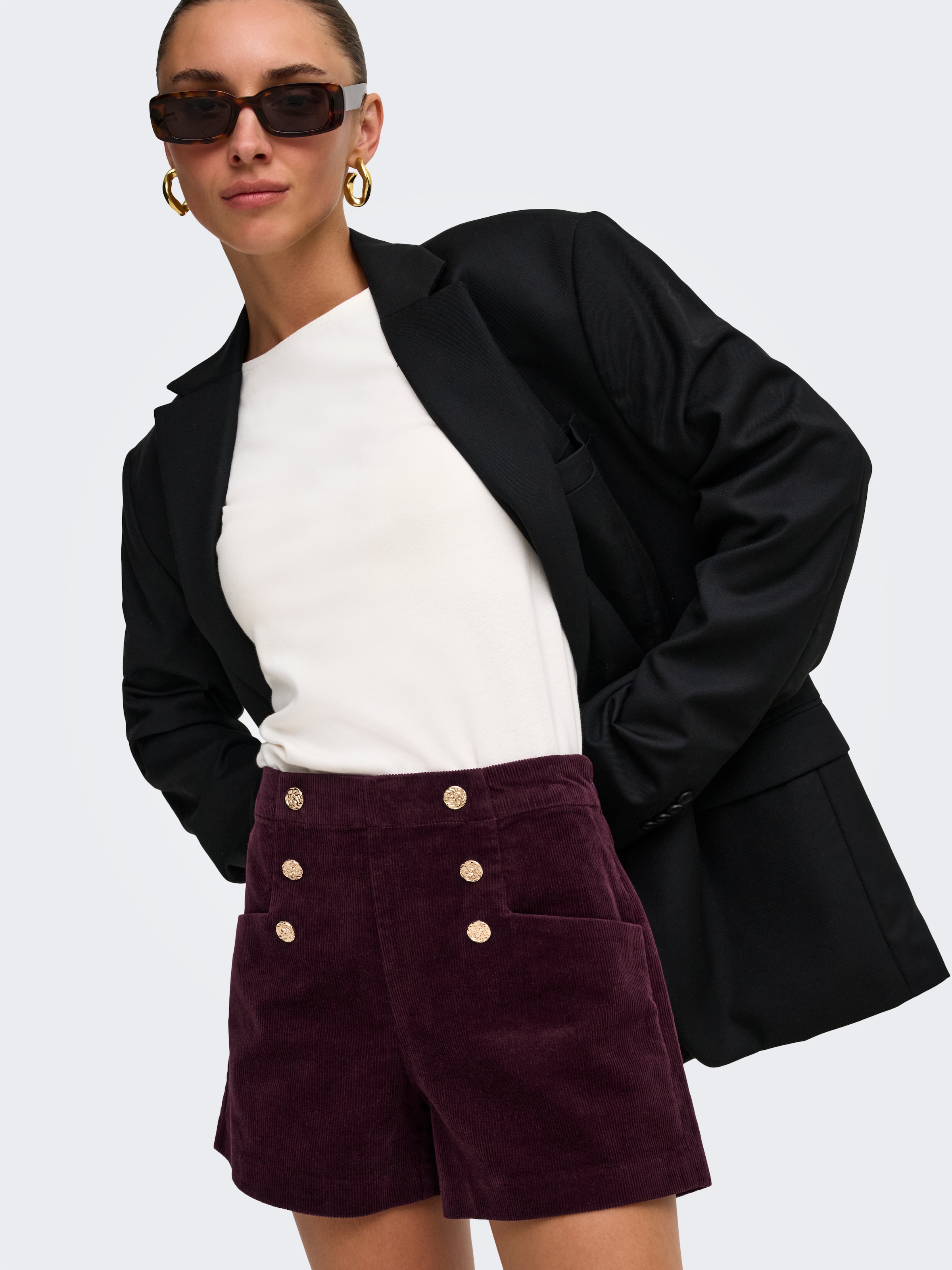 ONLY Shorts »ONLZEVA HW CORD BUT SHORTS CC PNT«  Baumwollmischung, Cord, high waist