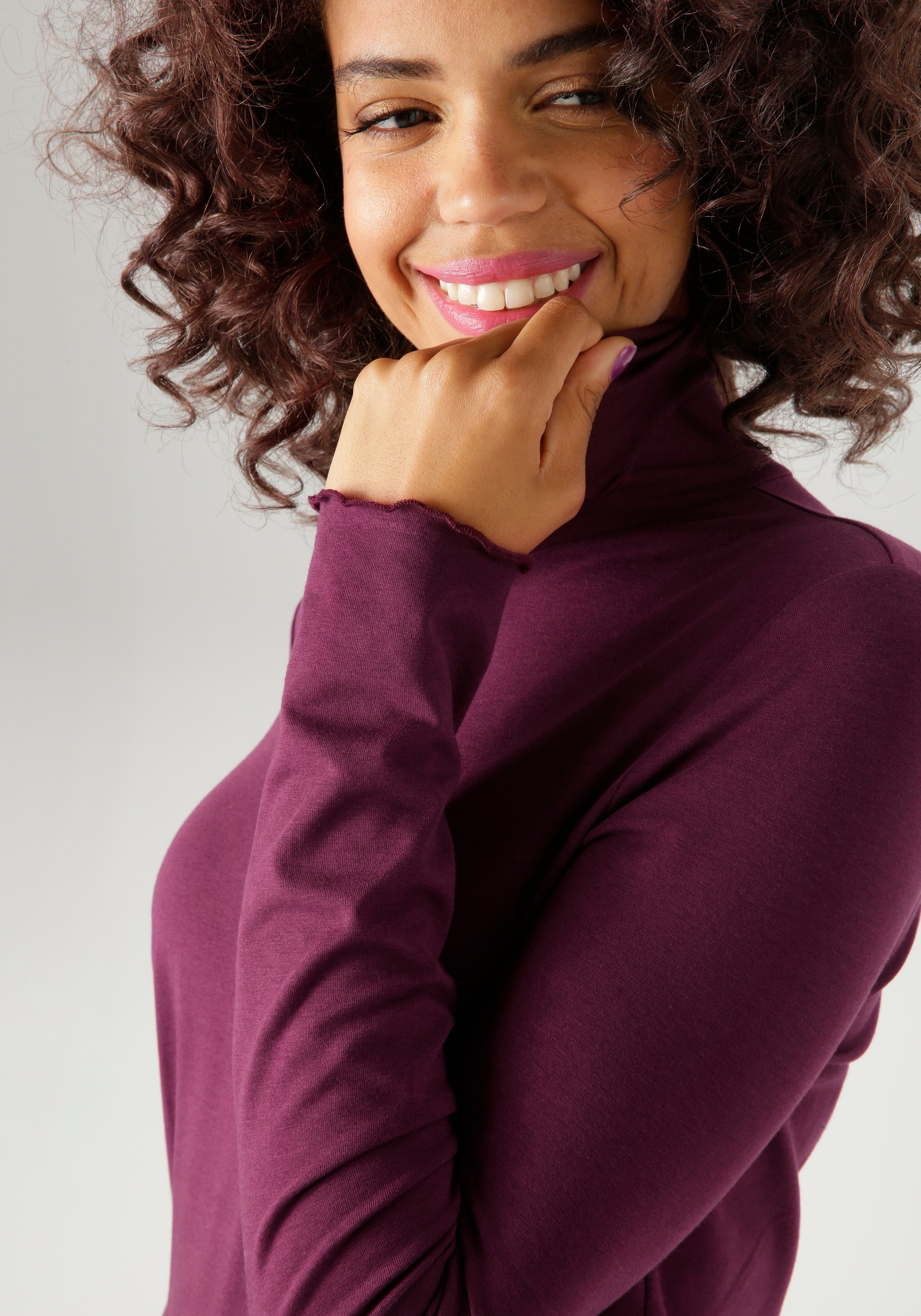 Thumbnail - Aniston CASUAL Rollkragenshirt mit gewellten Abschlüssen