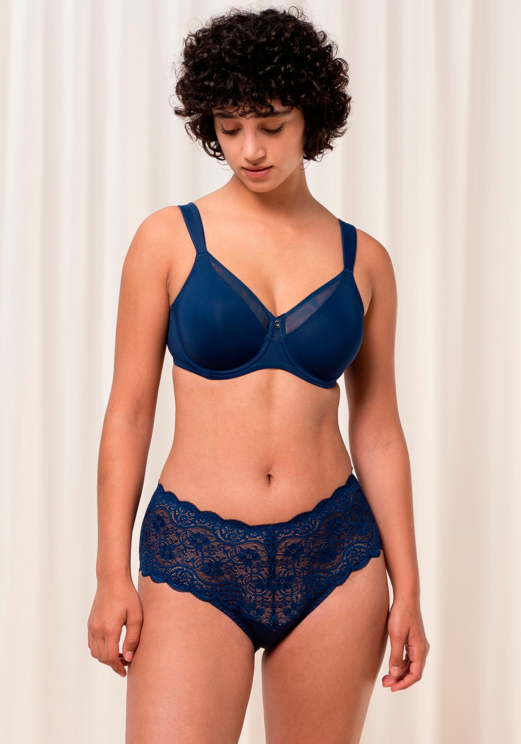 Minimizer-BH Triumph Shape Sensation Dessous mit Friday Basic Cup | C-G, »True W01«, BAUR Black Komfortbügel,