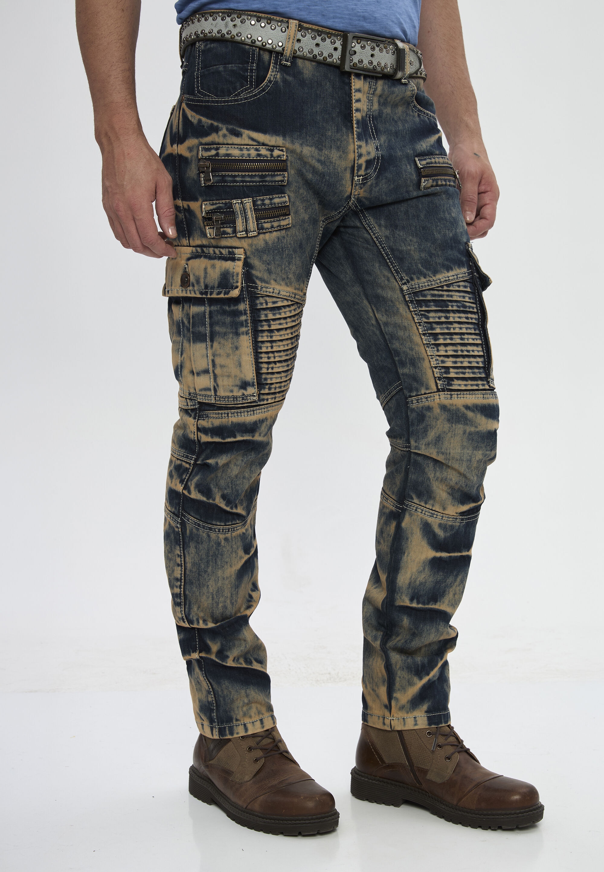 Cipo & Baxx Cargojeans »CD918« im Cargo-Style