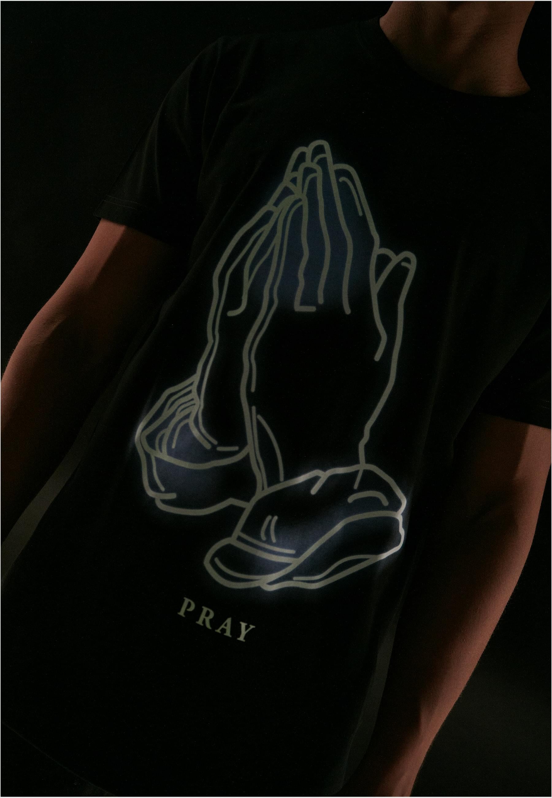 MisterTee T-Shirt »MisterTee Herren Pray Glow Tee«, (1 tlg.)