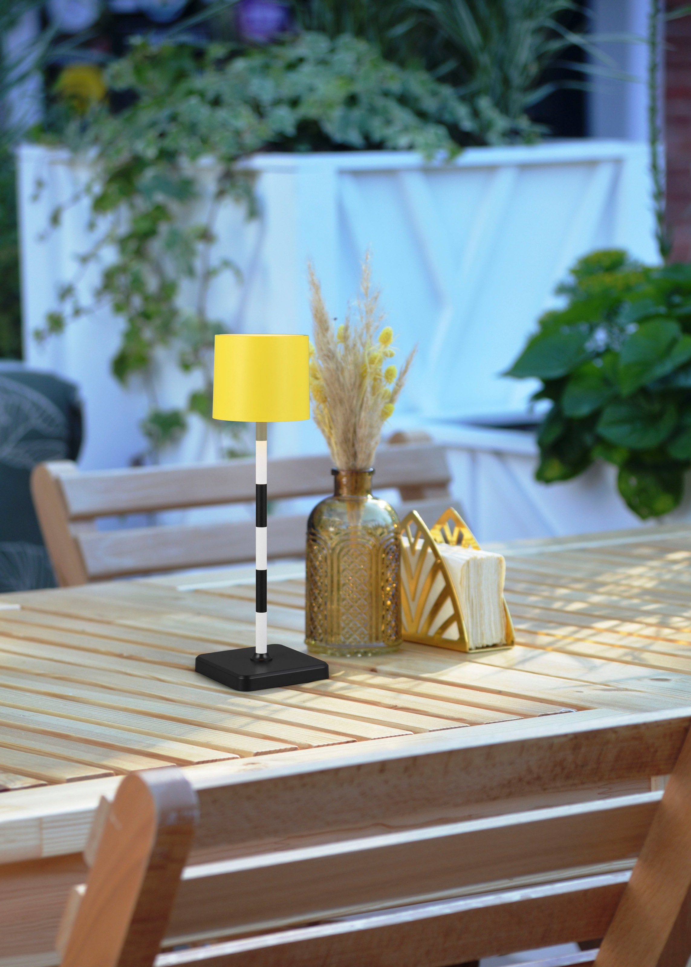 REALITY Leuchten LED Außen-Tischleuchte »Fernandez«, LED fest integriert, dimmbar, Lichtfarbe einstellbar, USB Ladestation