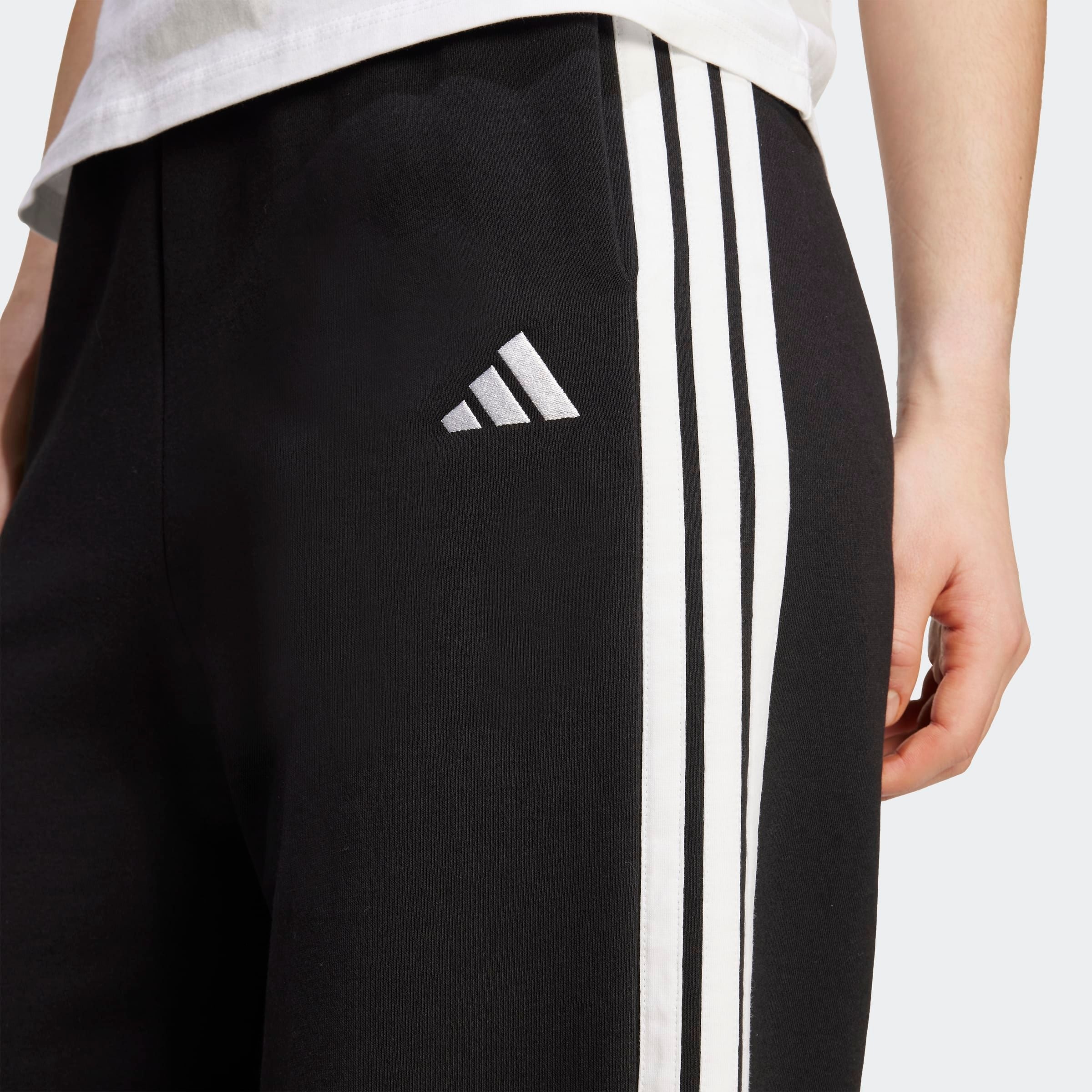 Thumbnail - adidas Sportswear Sporthose "W 3S FL PT", (1 tlg.), Weites Bein und weiches Fleece sorgt für gemütlichen Komfort