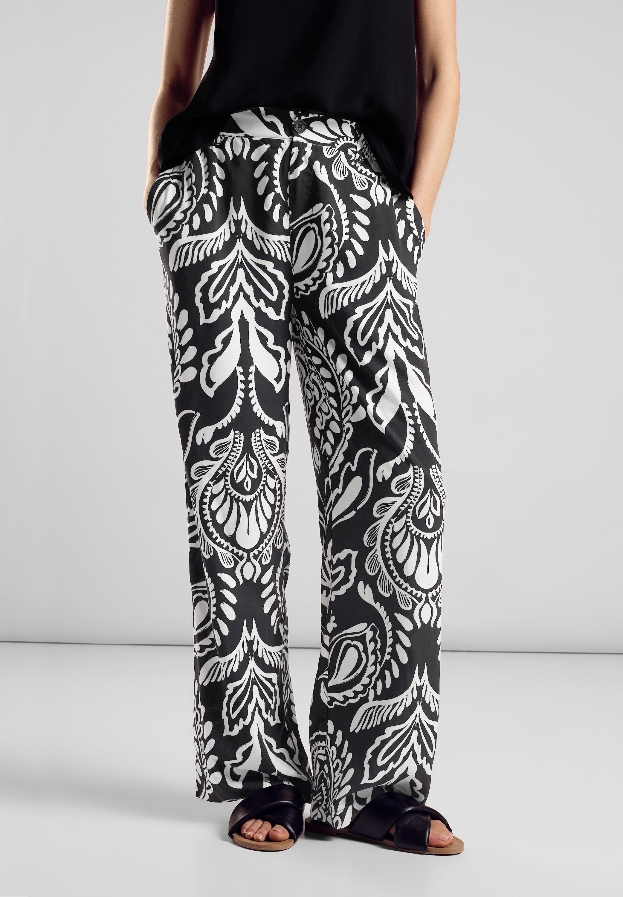 Culotte, mit allover Print