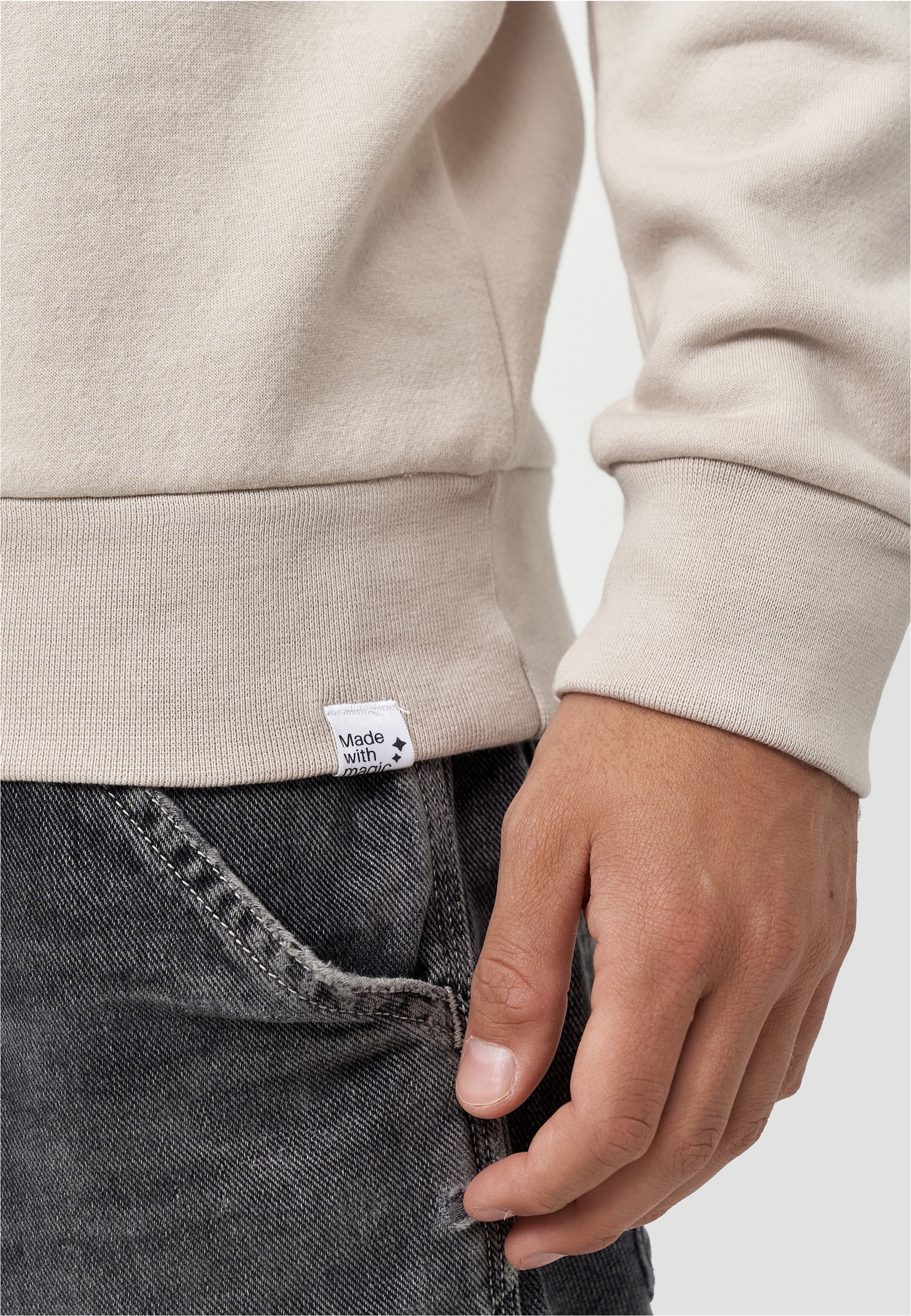 MIKON Sweatshirt, im zeitlosen Design