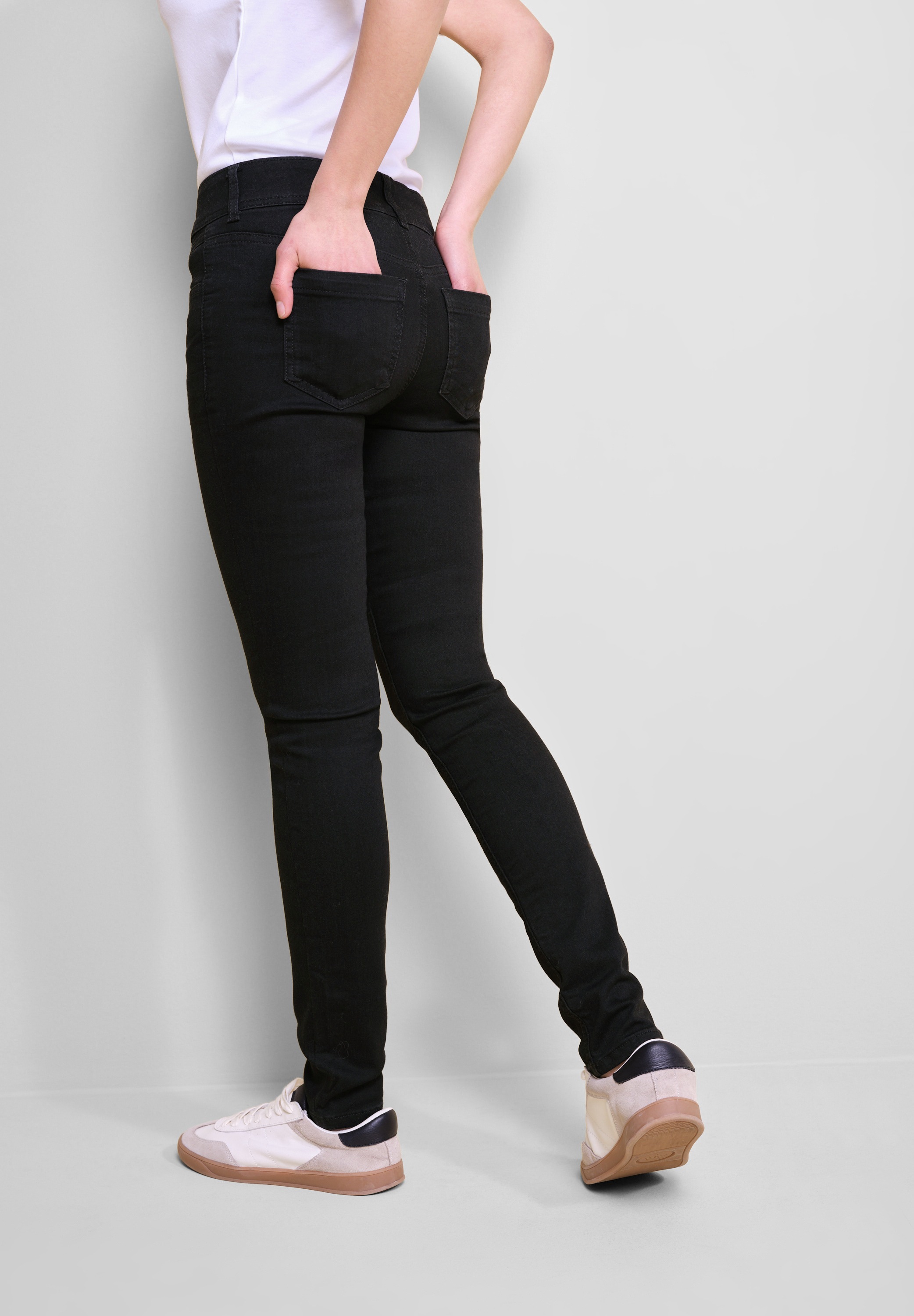 STREET ONE Slim-fit-Jeans, 4-Pocket Style