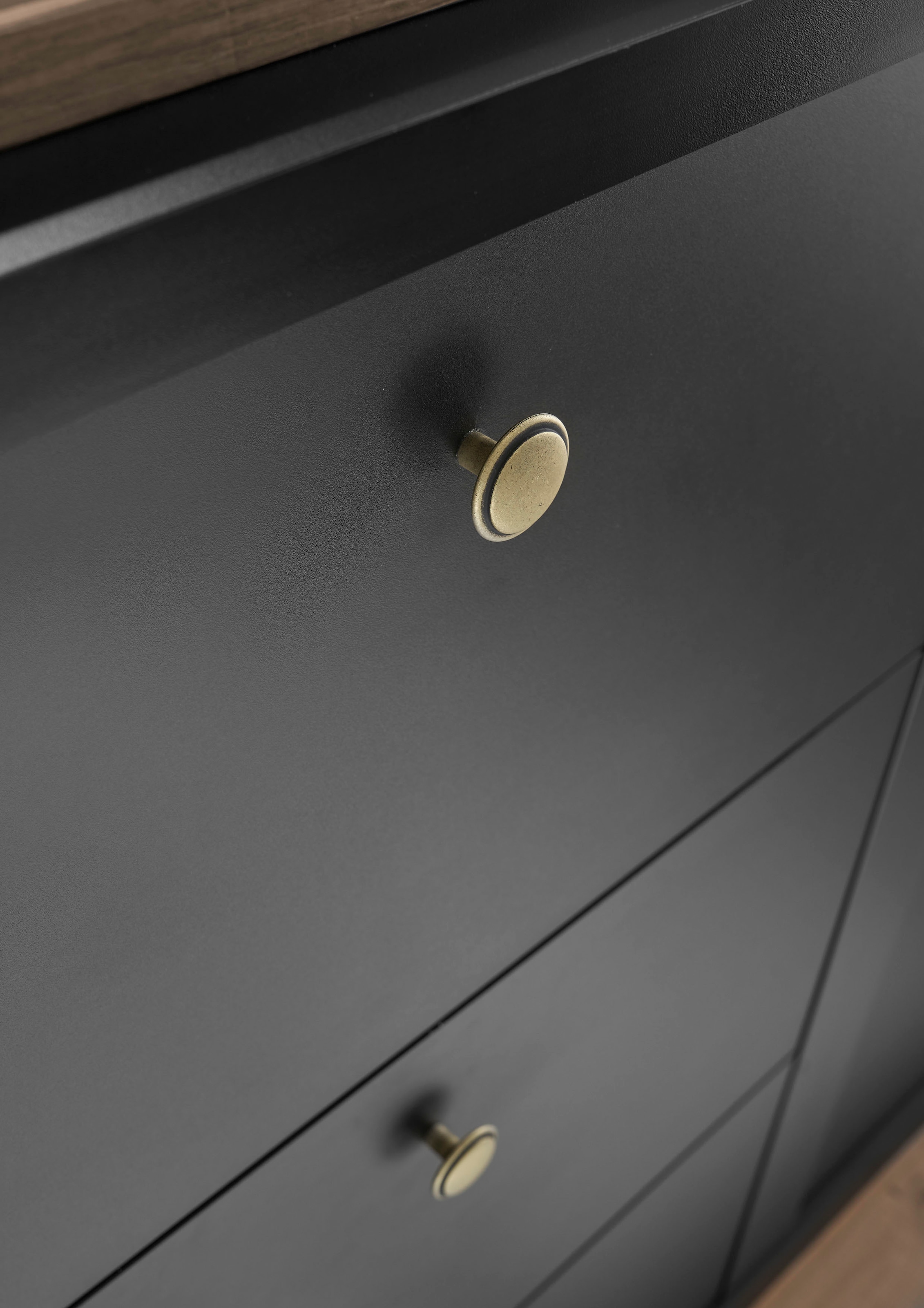 Home affaire Sideboard »Lincoln, moderner Schrank, schwarze Kommode, 205 cm breit« edles Design, messingfarbene Knopfgriffe, in 2 Größen verfügbar