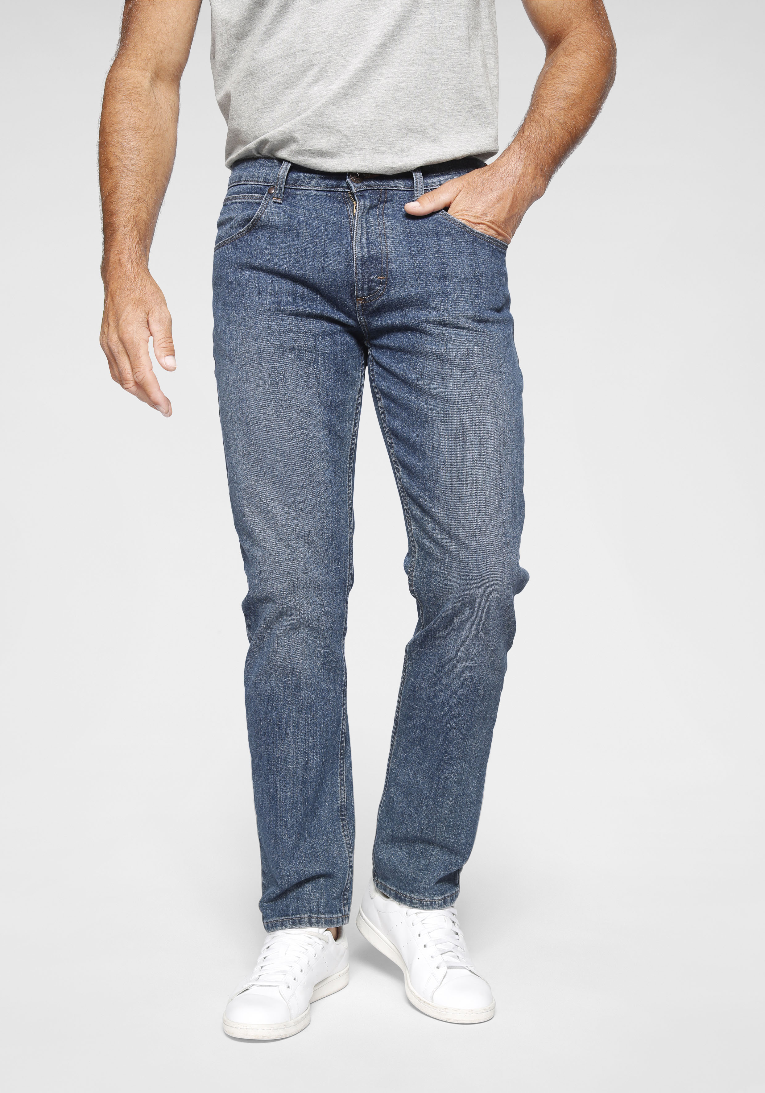 Wrangler Straight-Jeans "Red Kabel"