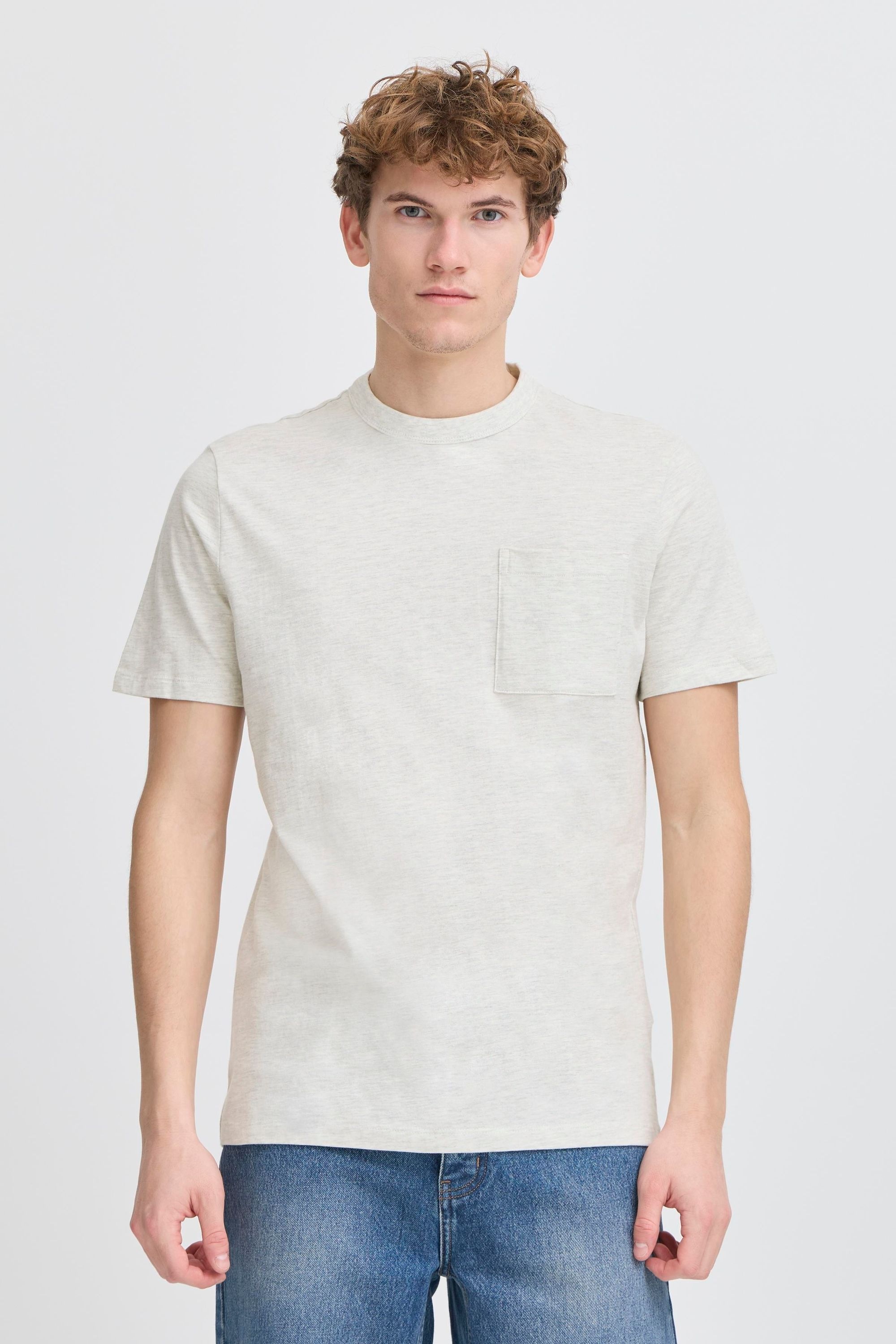 Casual Friday T-Shirt »T-Shirt CFJASPER mélange tee with chest pocket«