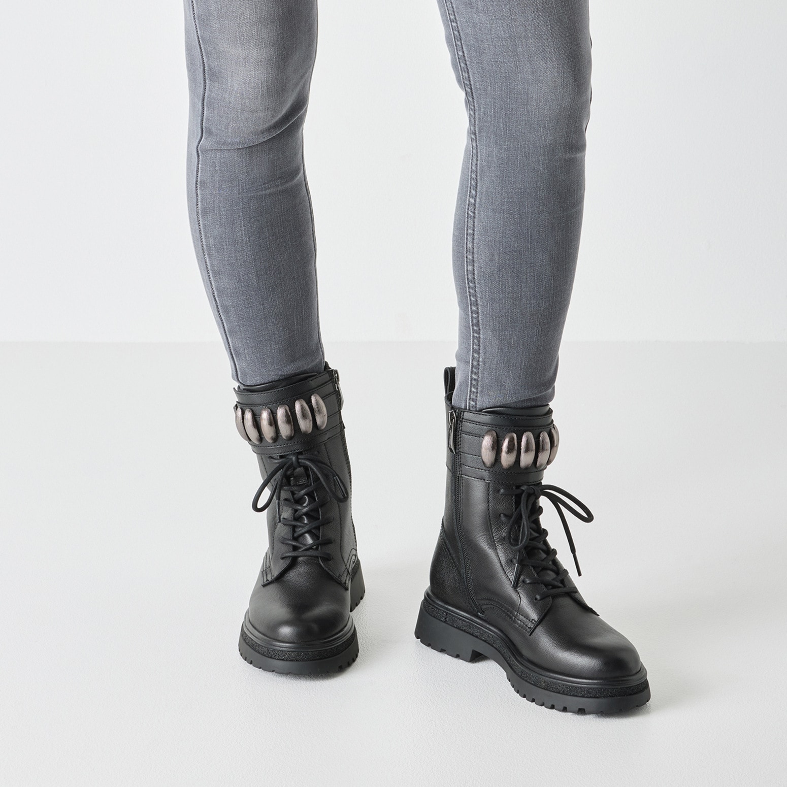 Tamaris Schnürstiefelette  , Blockabsatz, Schnürboots mit Schmuckelementen in Metallicoptik