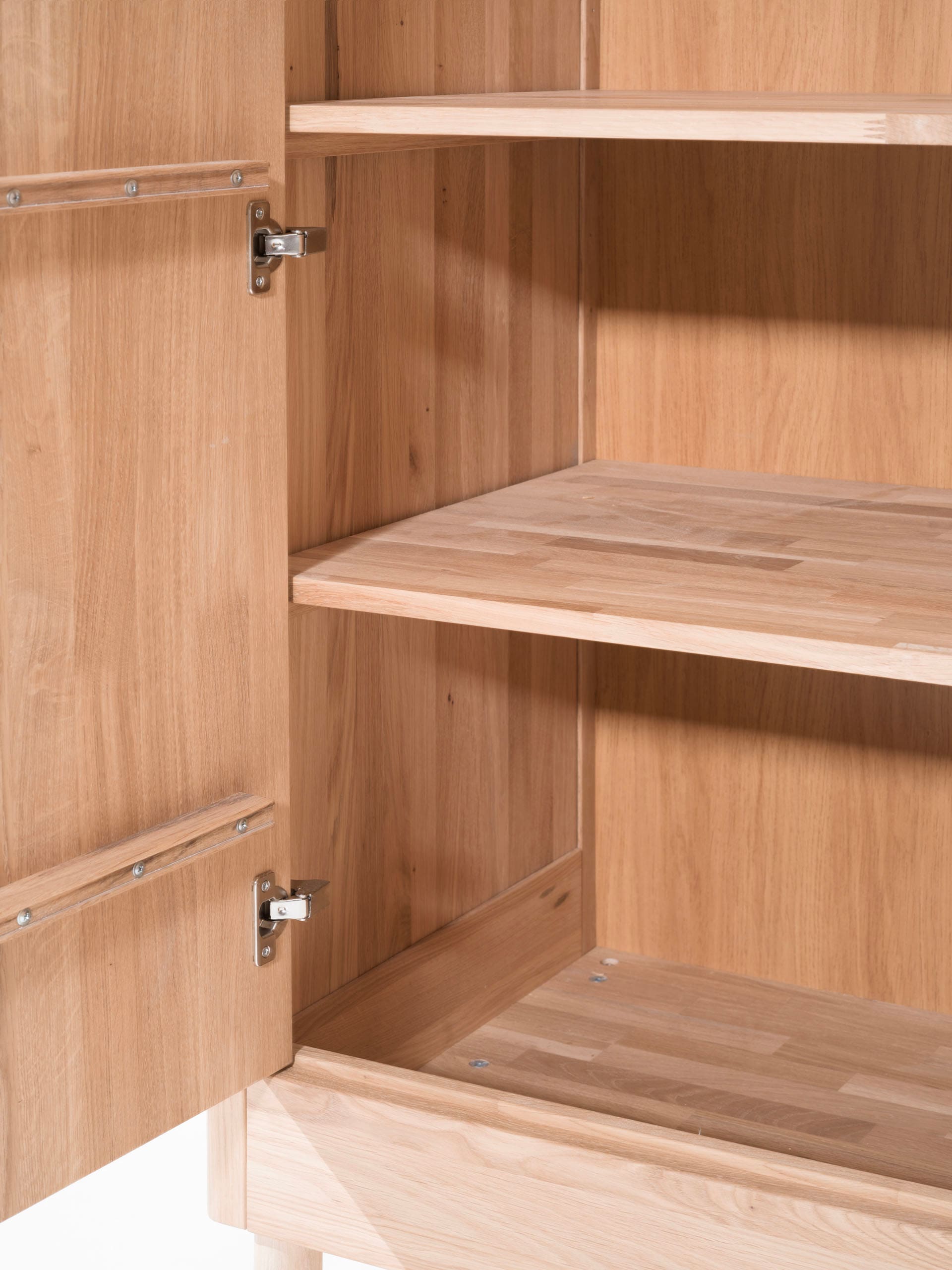 Home affaire Kleiderschrank »Forrest mit 2 Drehtüren (Soft-Close), Made in Europe, zeitloses Design«, (B/H/T ca: 100x190x55 cm, Eiche massiv natur geölt), praktische Facheinteilung, viel Stauraum, hochwertige Verarbeitung