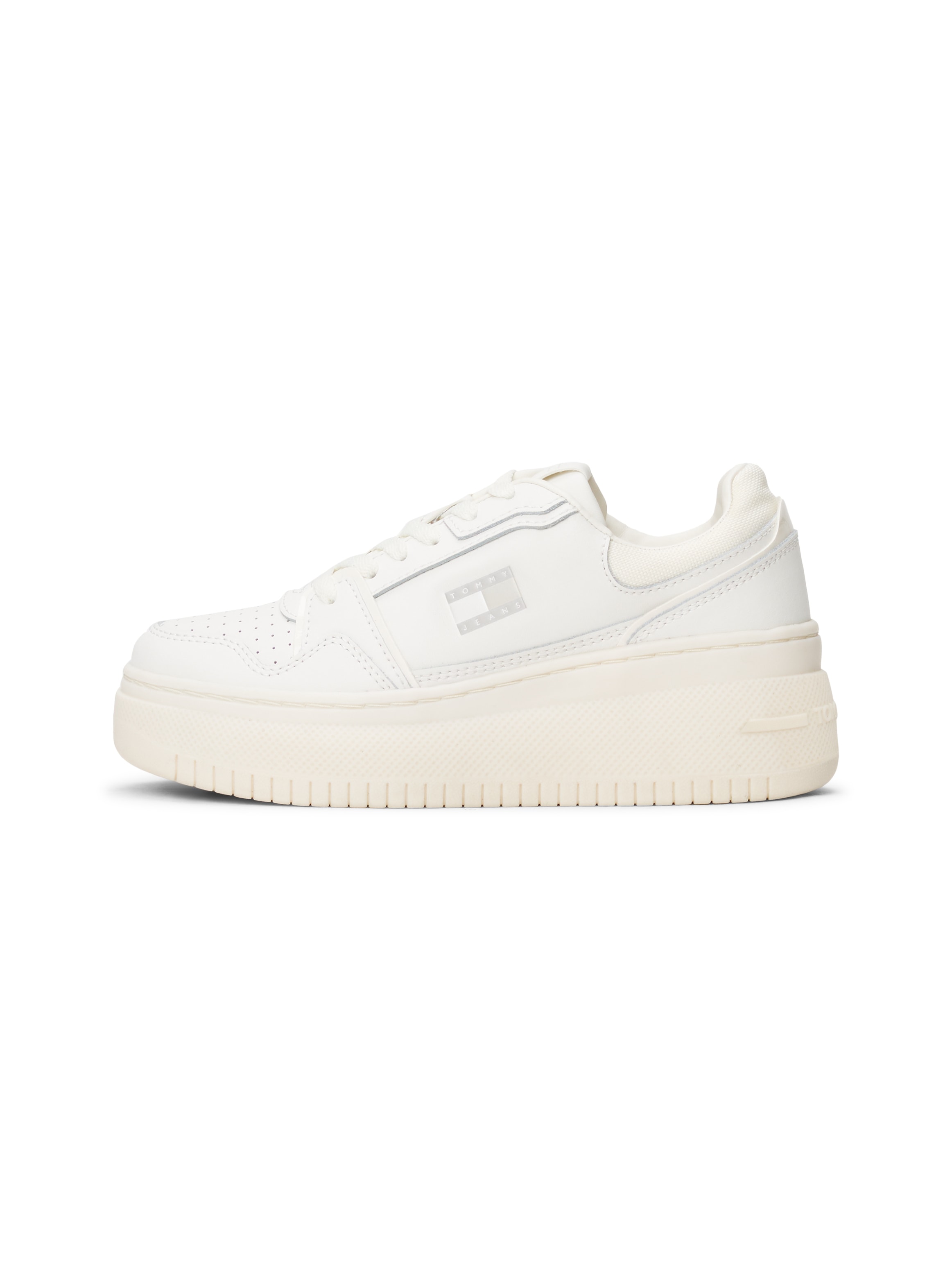 Tommy Jeans Keilsneaker »TJW RETRO BASKET FLATFORM«, Keilabsatz, Plateau, Freizeitschuh, Schnürschuh mit Lochmuster
