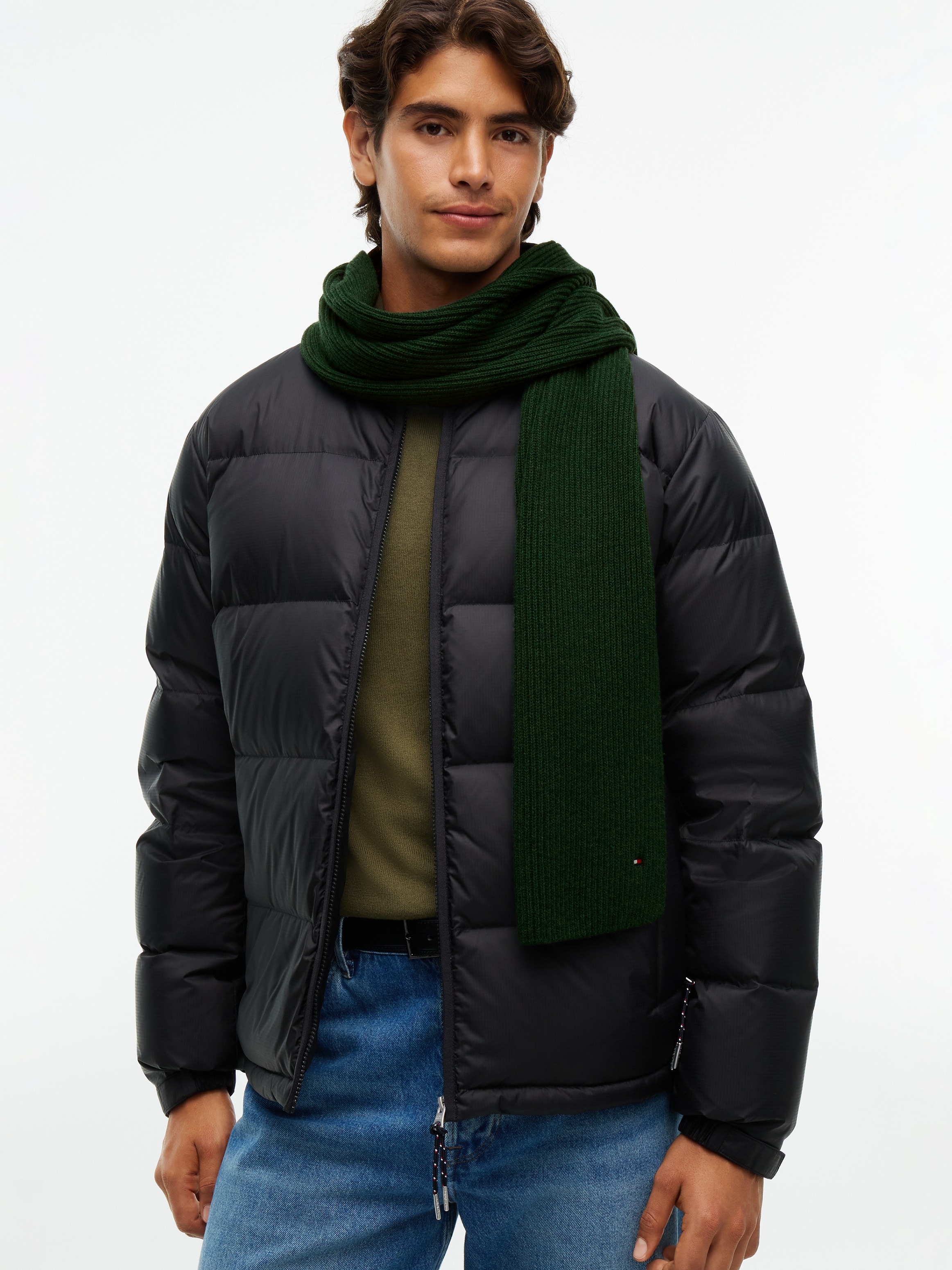 Tommy Hilfiger Strickschal "TH FLAG PIMA COTTON CASH SCARF" mit Logostickerei, mit Kaschmiranteil Unisex