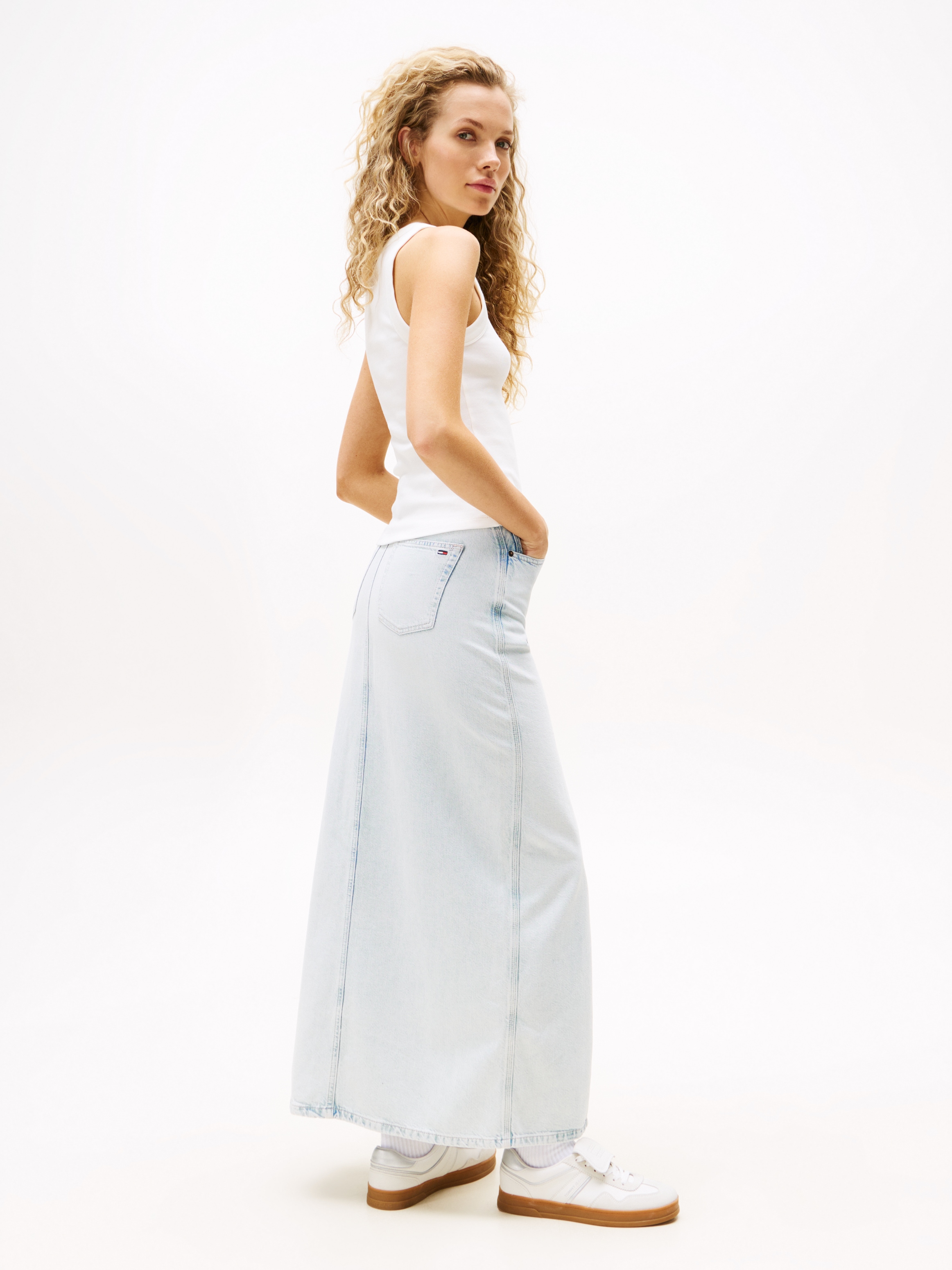 Tommy Jeans Tanktop »TJW SLIM GRADIENT FLAG TANK«