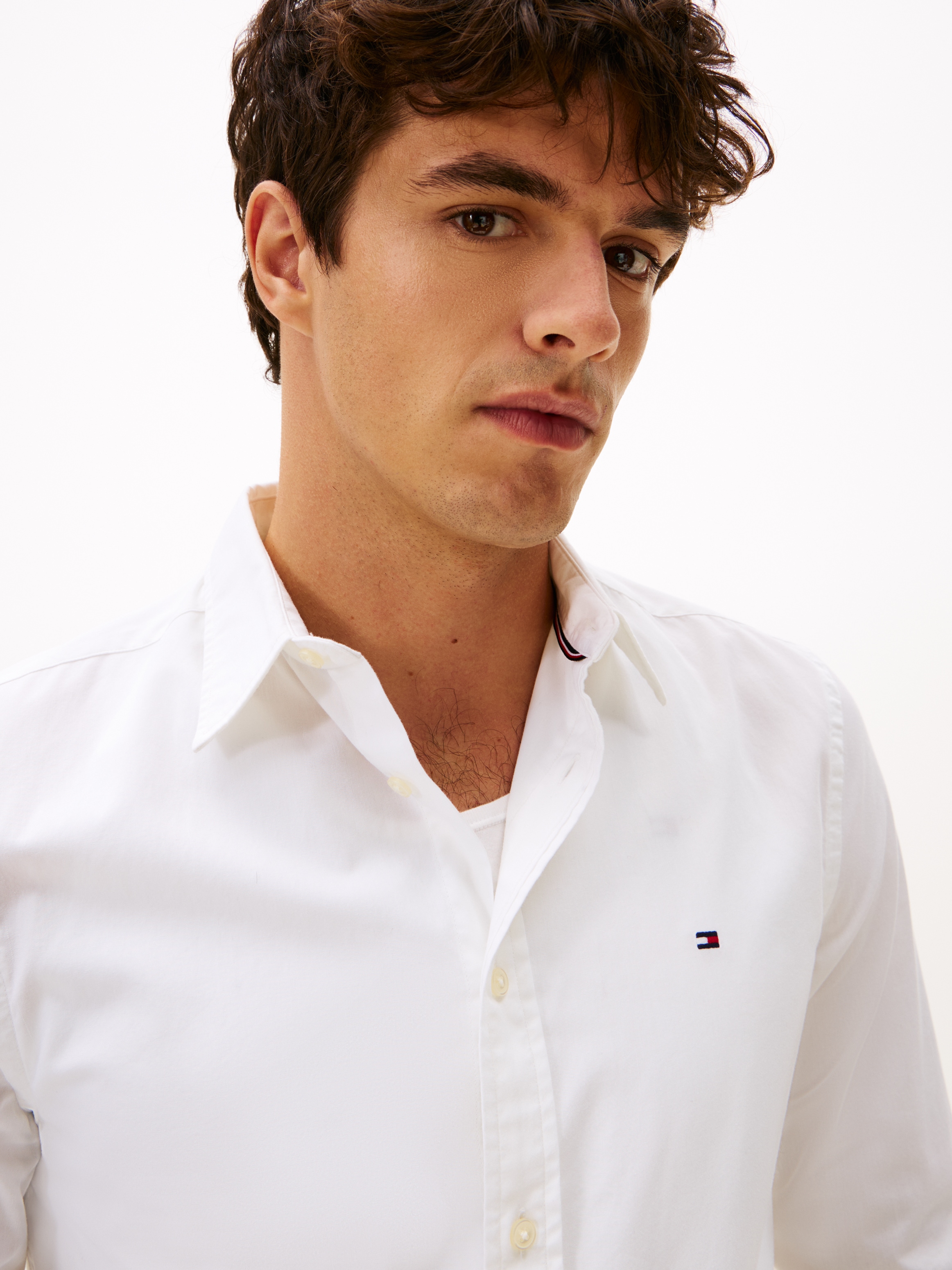 Tommy Hilfiger Langarmhemd »FLEX POPLIN SHIRT«, Slim Fit, Kentkragen, Baumwollqualität