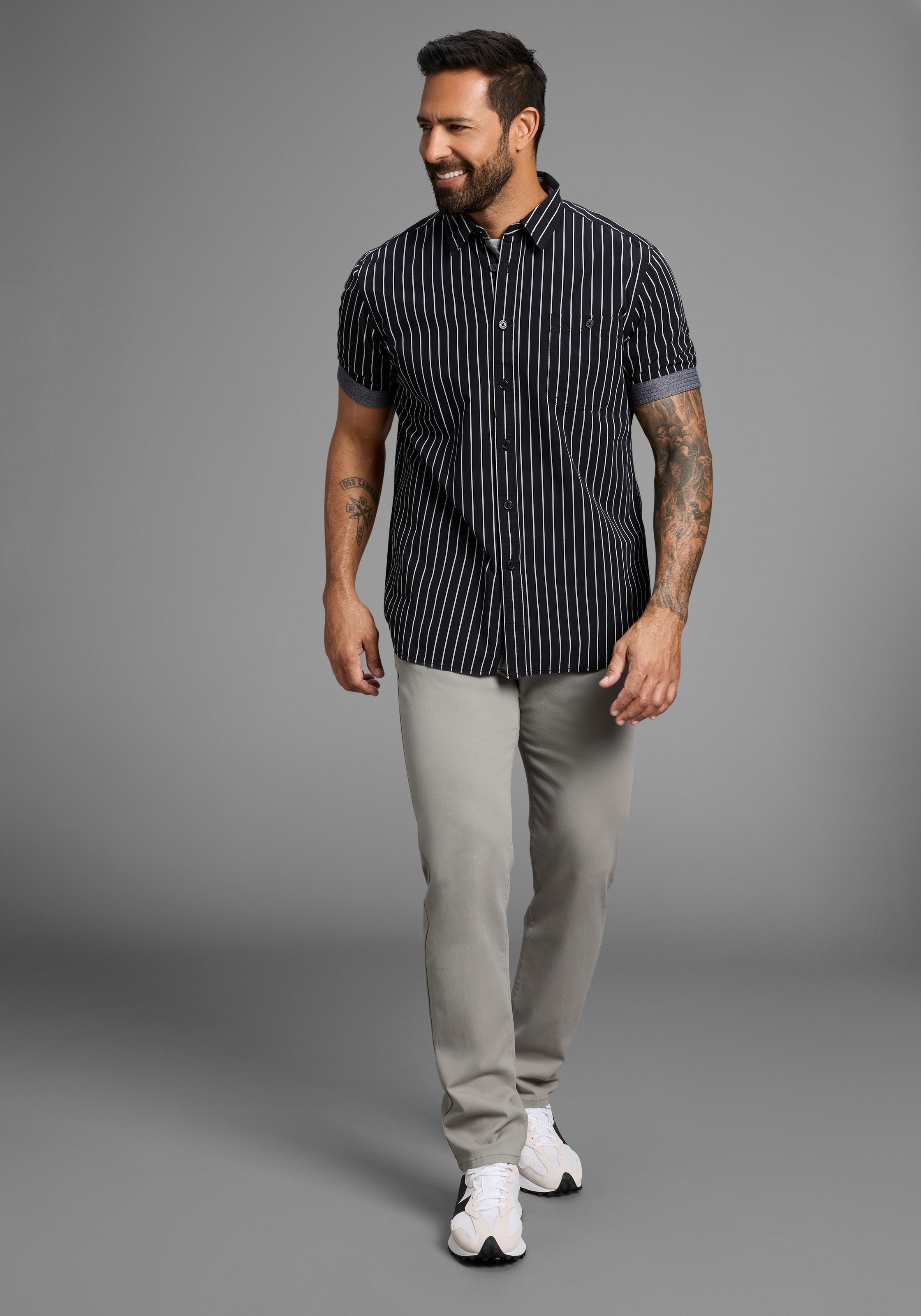 Kurzarmhemd MAN'S WORLD, Herren, Gr. 4XL (49/50), N-Gr, schwarz (schwarz gestreift), Web, Obermaterial: 100% Baumwolle, comfort fit hüftlang, Aufschlag, Hemden, modern gestreift, Topseller 3