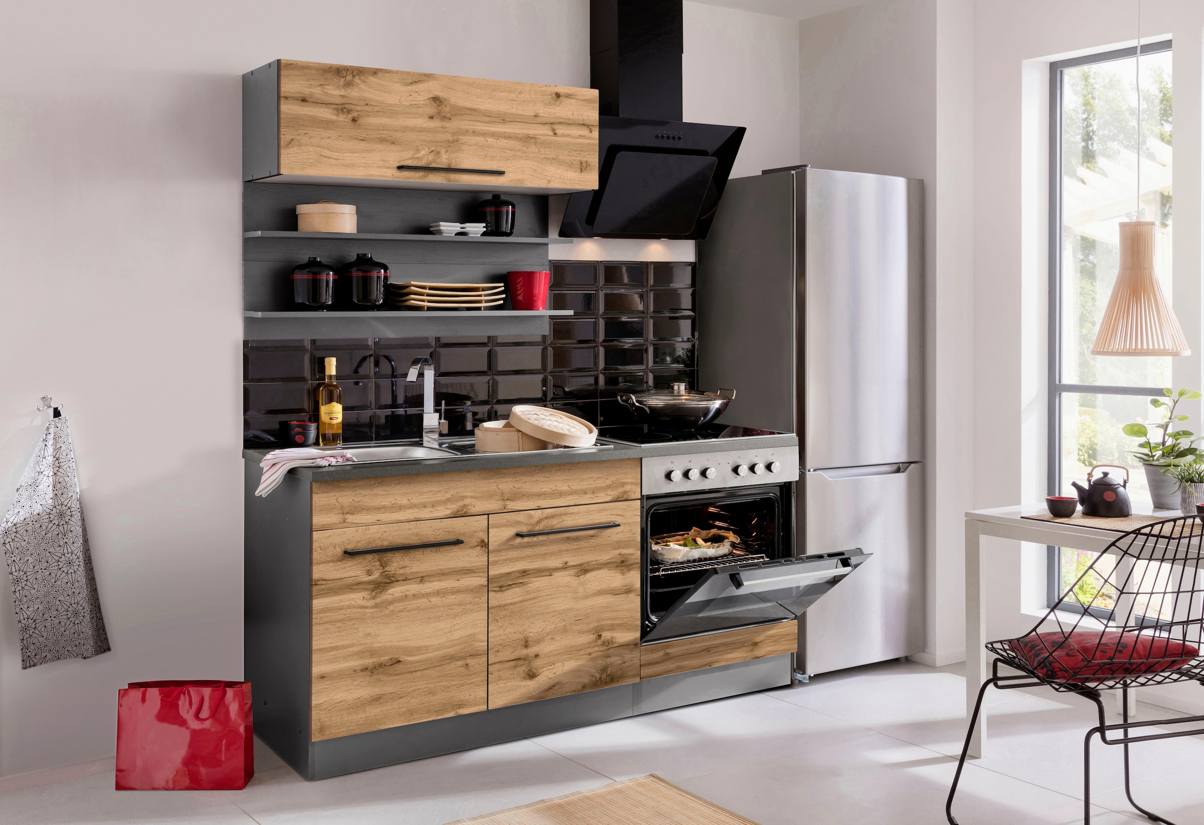 KOCHSTATION Pantryküche "KS-Tulsa" Breite 160 cm, schwarze Metallgriffe, hochwertige MDF Fronten