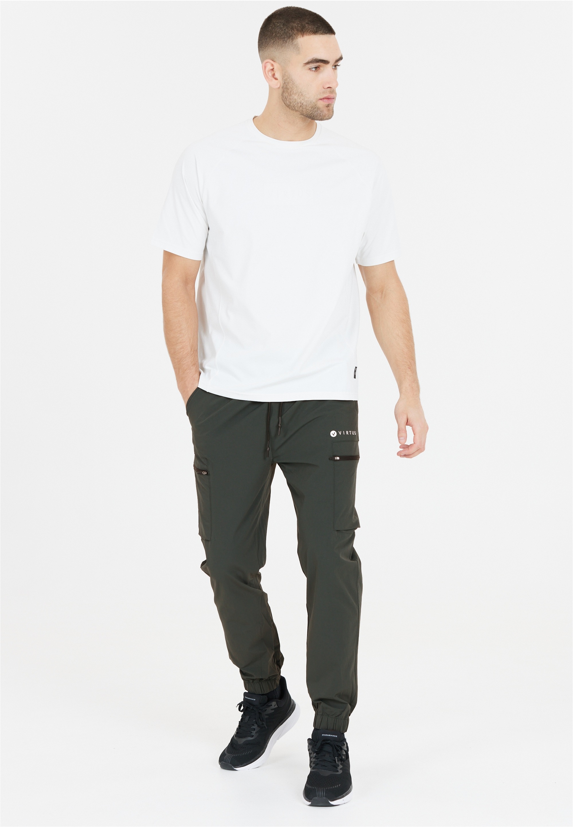 Virtus Sweathose »Ayden«, im funktionalen Cargo-Design