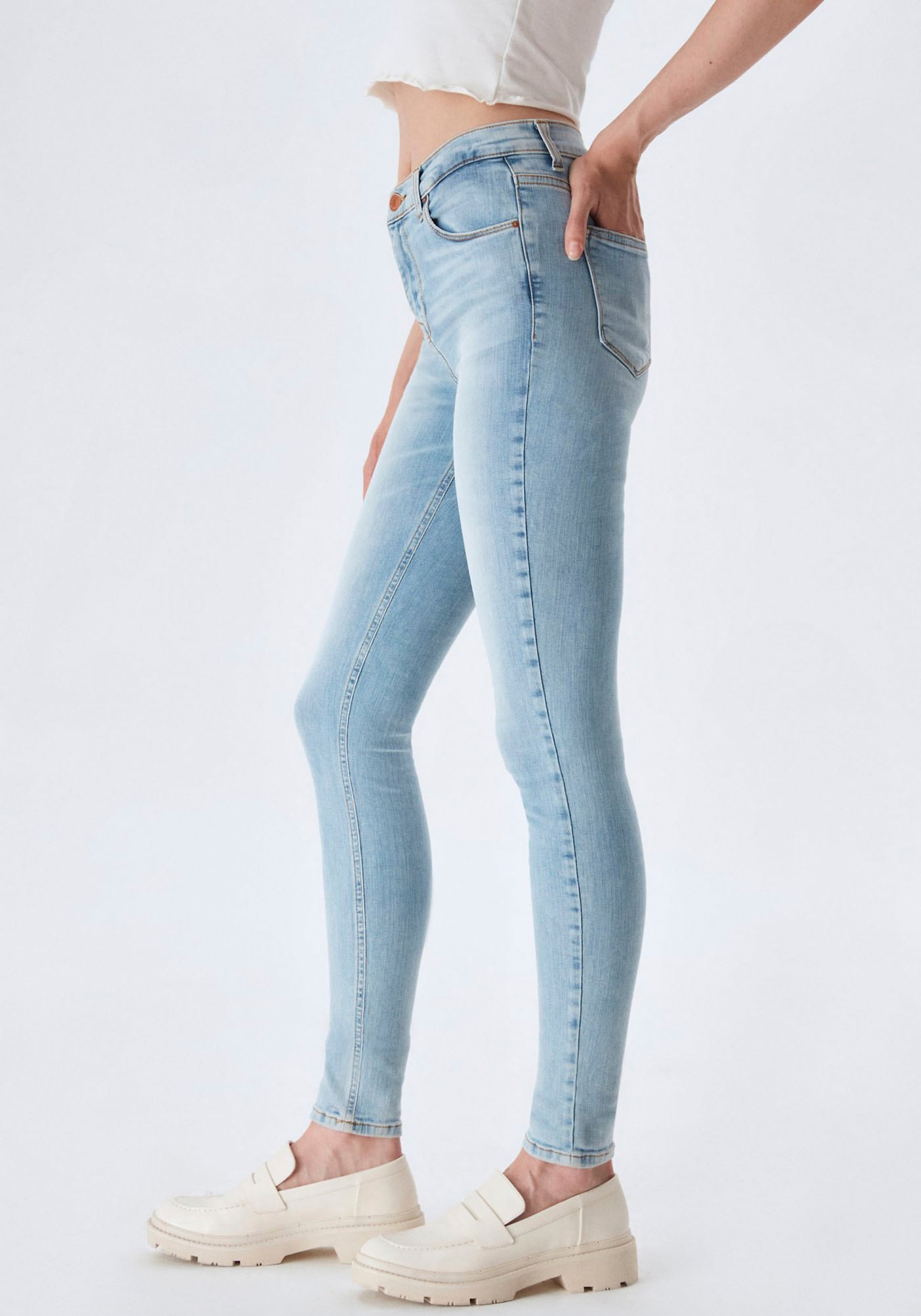 LTB Slim-fit-Jeans »Amy X«, in angesagter Waschung