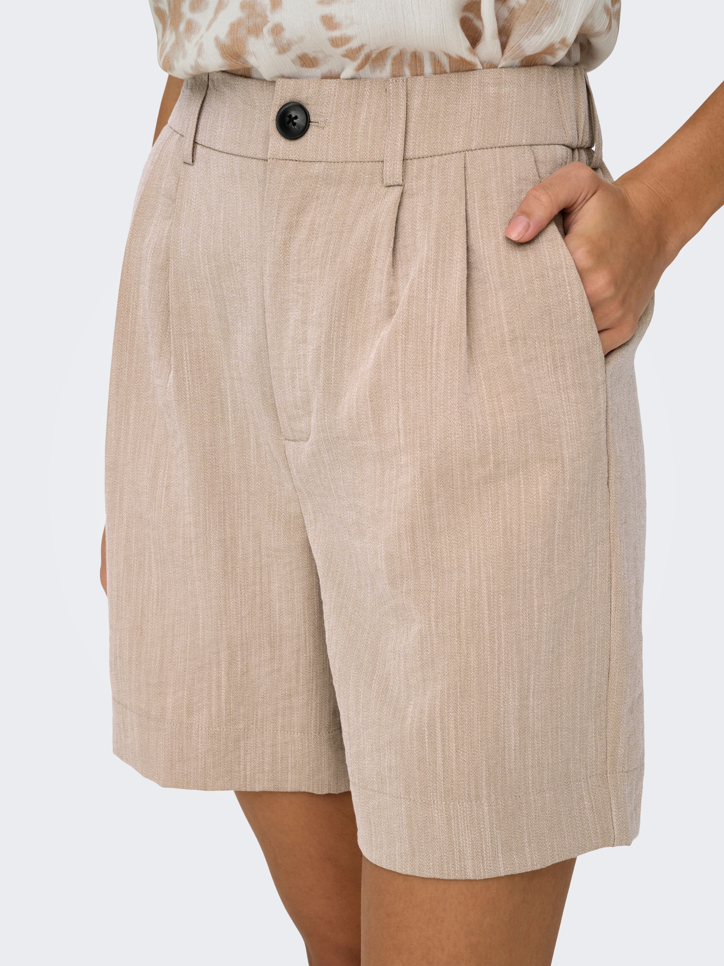 ONLY Shorts »ONLMARSA SOLID SHORTS WVN«
