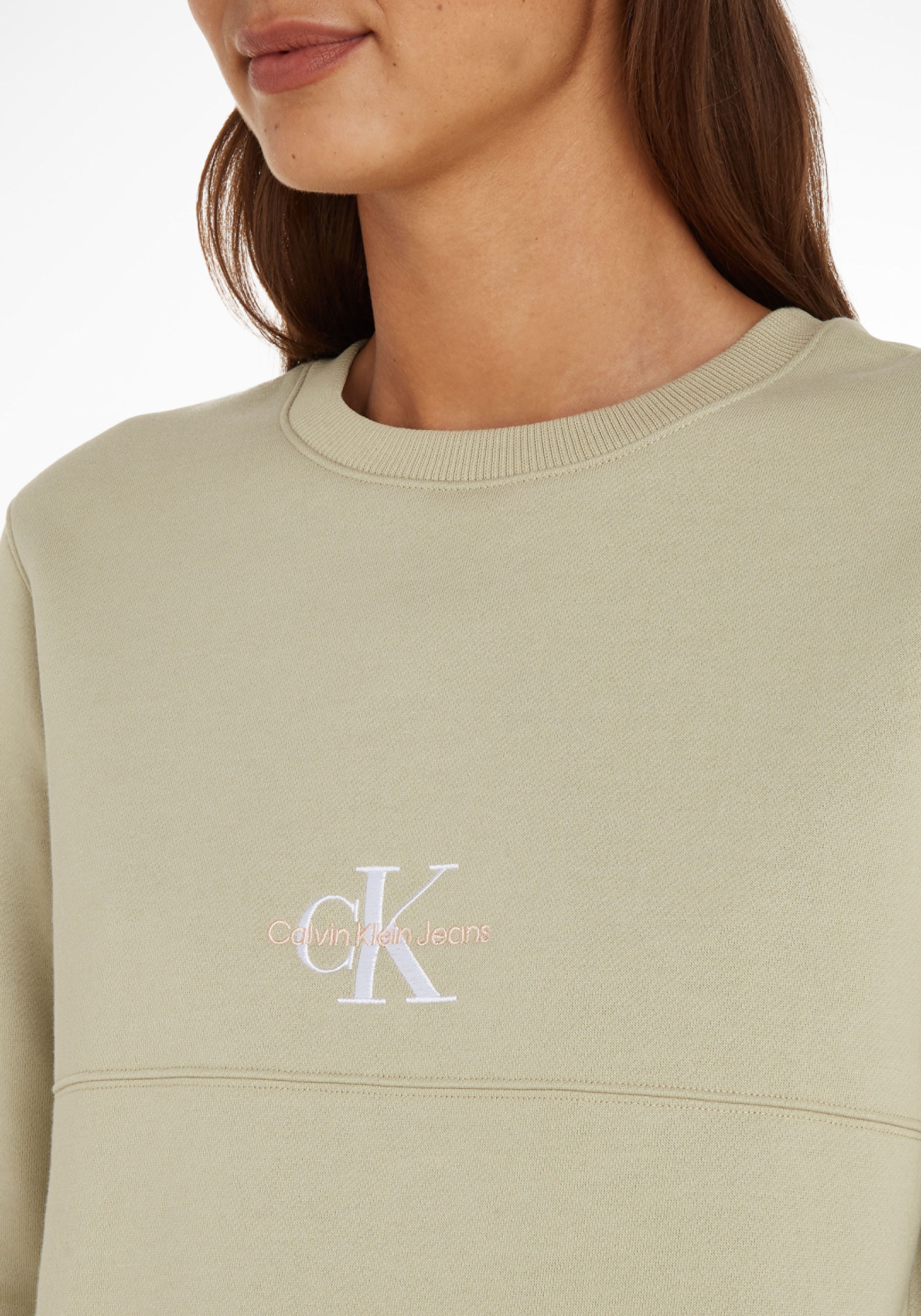 Calvin Klein Jeans Sweatshirt »MONOGRAM LOGO CREW NECK«, mit markanter  Teilungsnaht für kaufen | BAUR