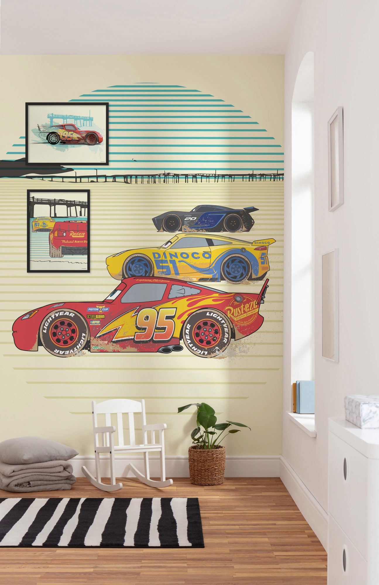BAUR Komar Lightning | Kinderzimmer, Schlafzimmer, McQueen«, (1 St.), »Cars Wandbild Wohnzimmer
