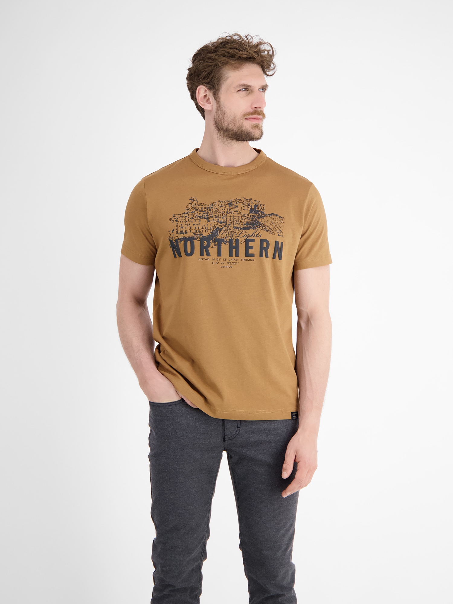 LERROS T-Shirt "LERROS Unifarbenes T-Shirt mit Brustprint" günstig online kaufen