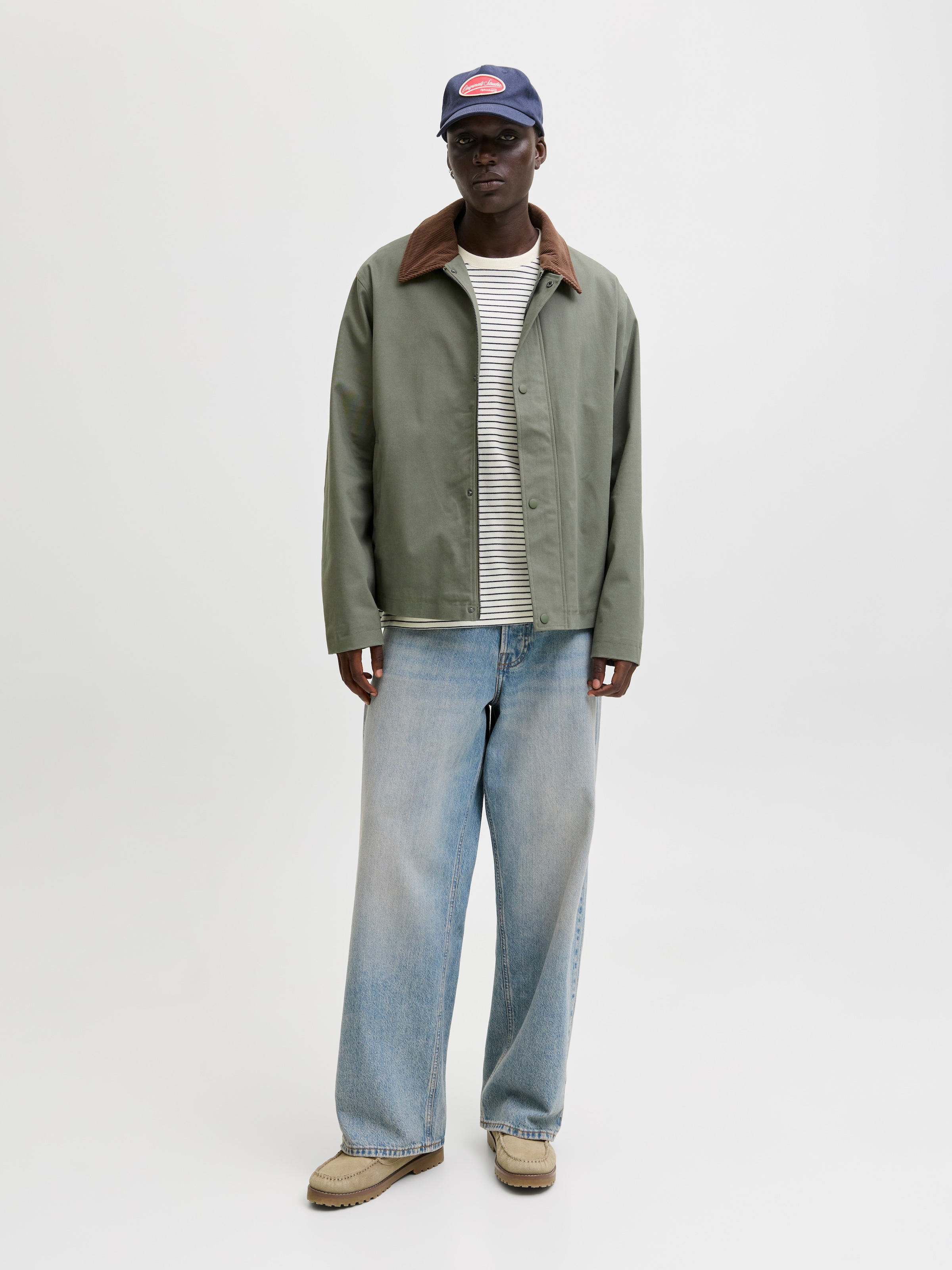 Jack & Jones Rundhalsshirt »JJEDOVER STRIPED TEE SS CREW NECK SN« mit Streifendesign