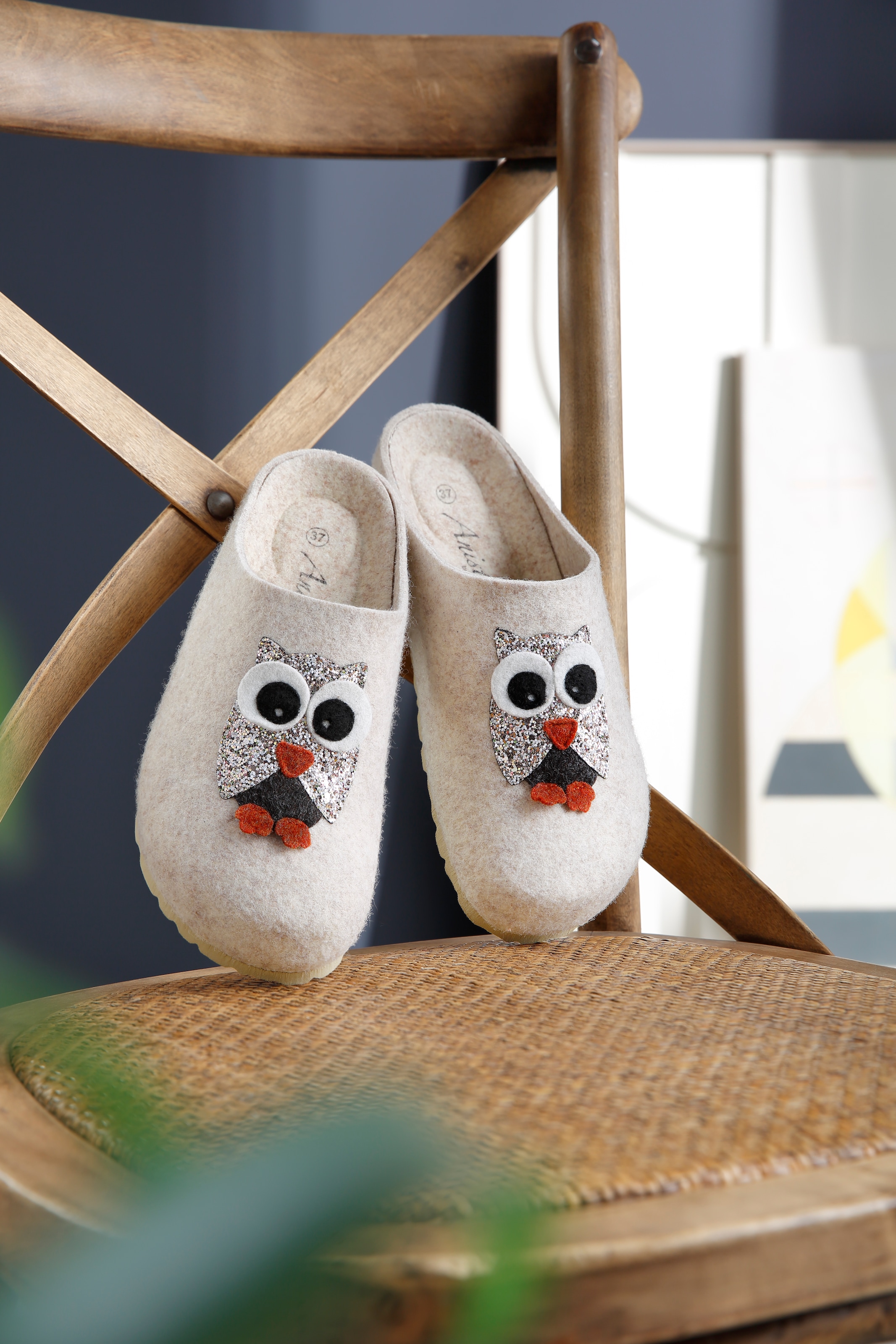 Aniston SHOES Clog, Hausschuh, mit ergonomisch gefomtem Fußbett - NEUE KOLLEKTION