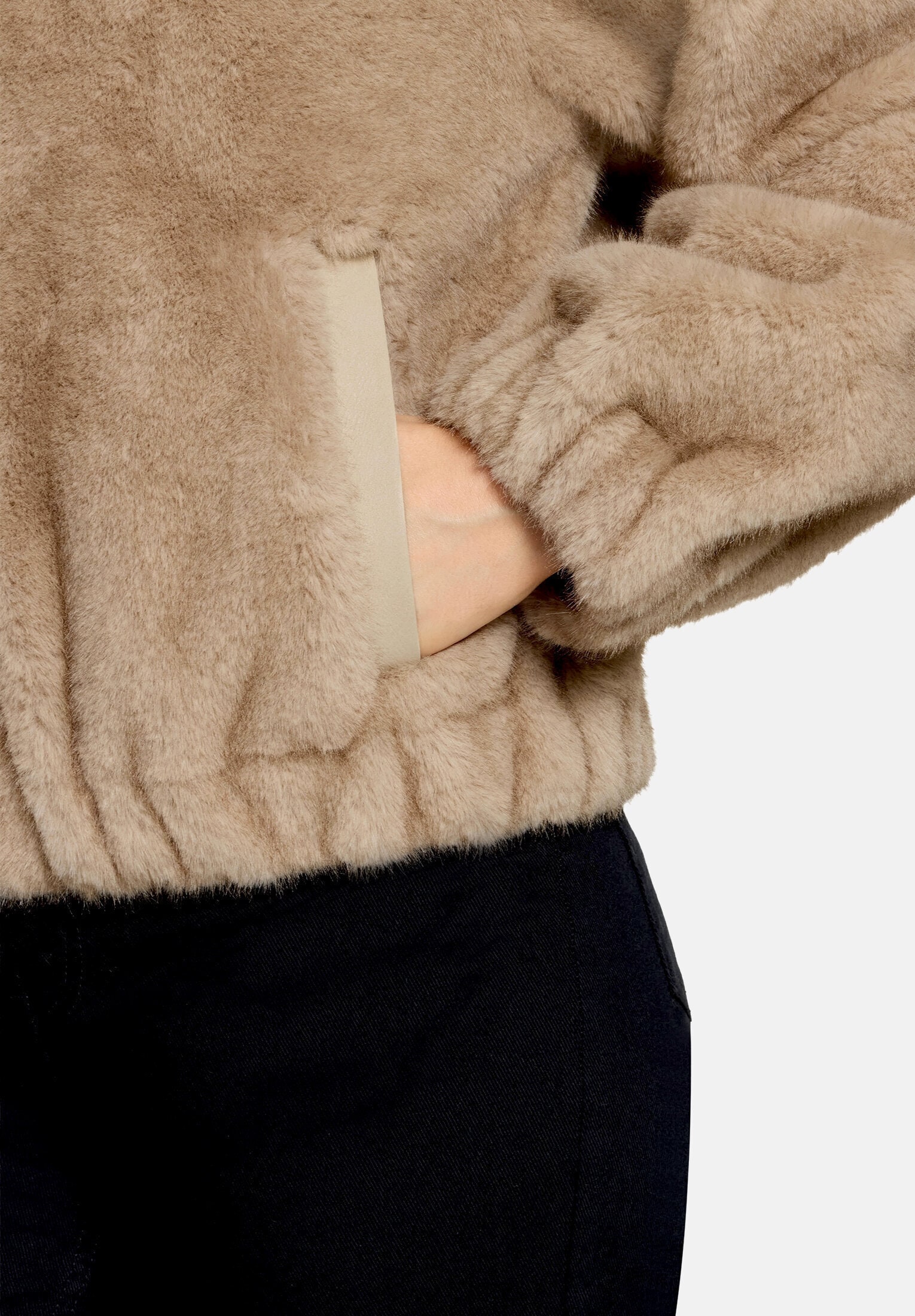Gil Bret Plüschjacke »Damen mit Kapuze« mit Kapuze