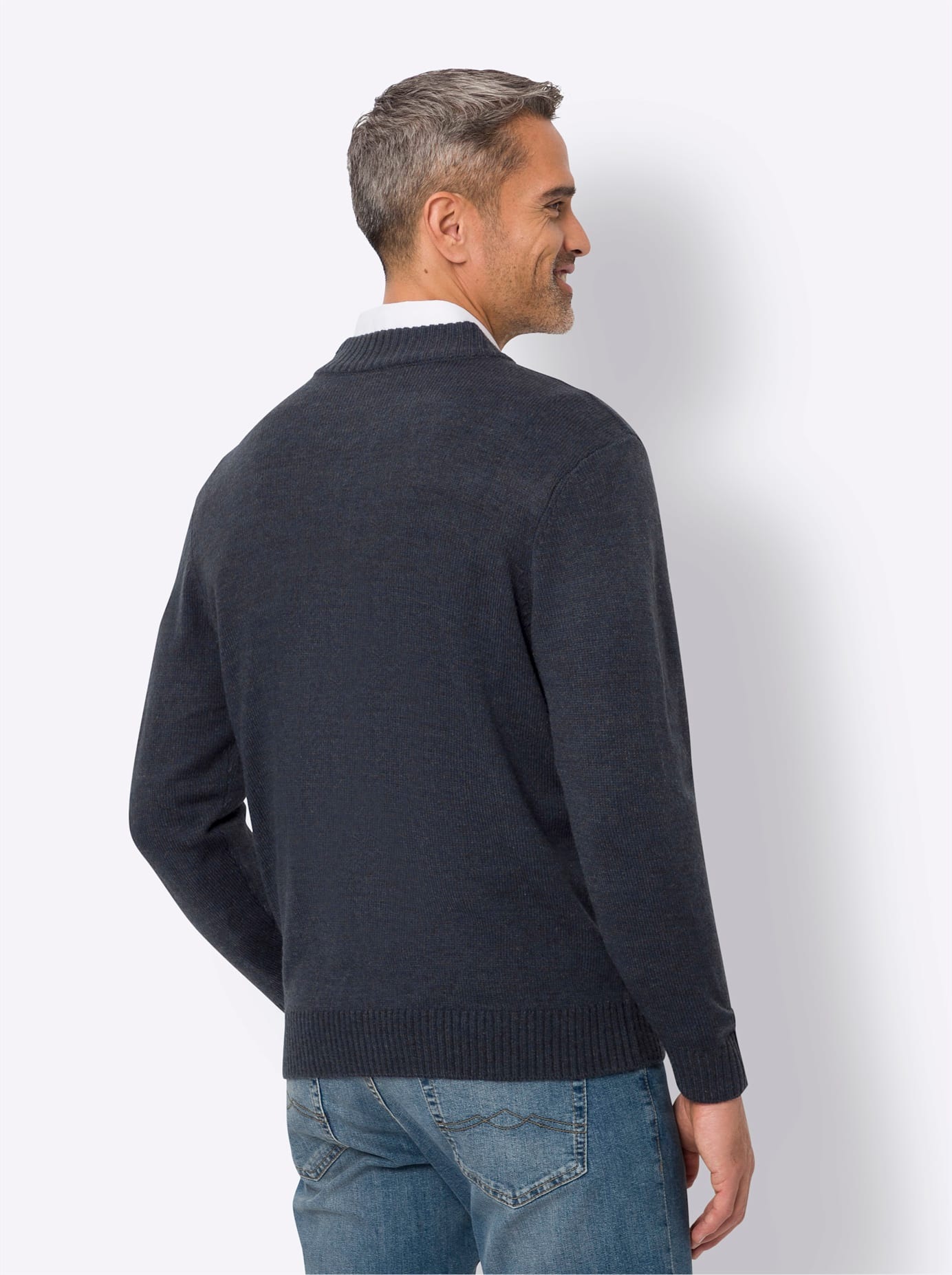 Thumbnail - Classic Strickjacke