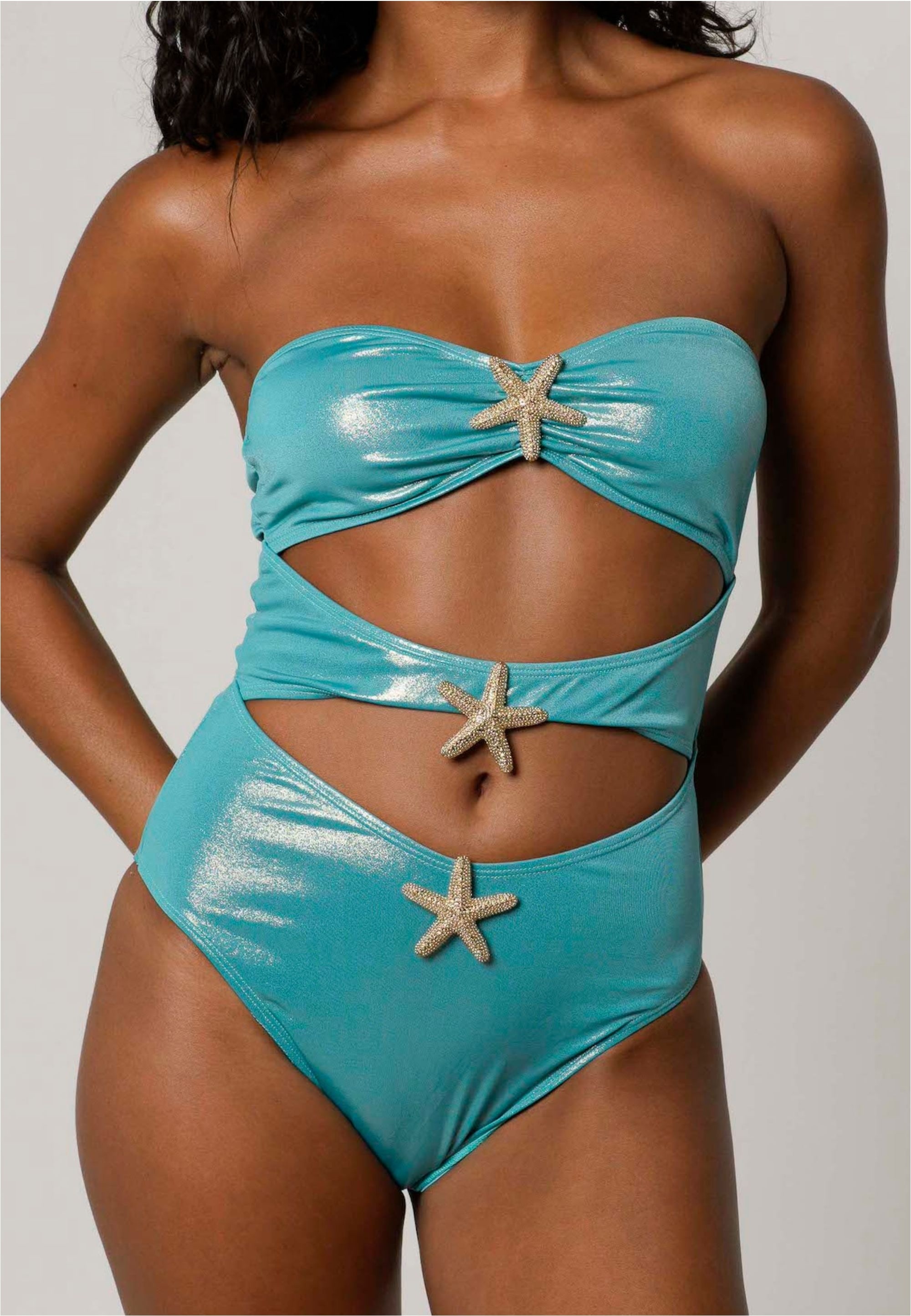 Moda Minx Badeanzug »Starfish Bandeau Cut Out Swimsuit«, (1 St.), mit tollen Cut-Outs