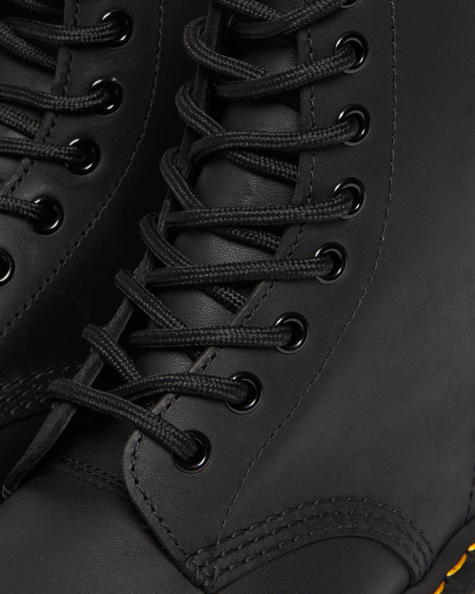 DR. MARTENS Schnürboots »1460«  Blockabsatz, Schnürstiefelette mit typischer Rahmennaht