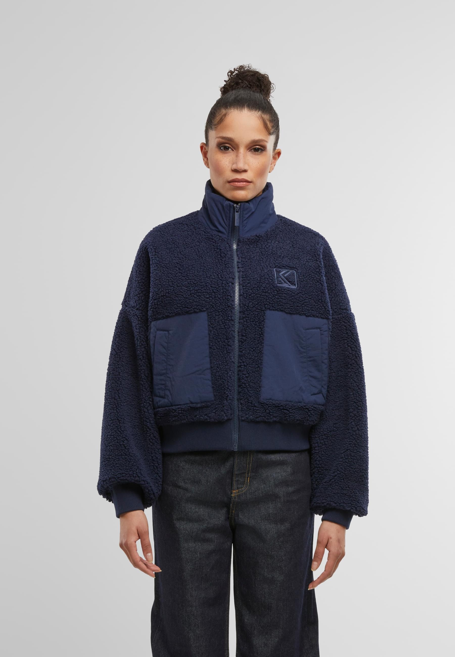 Karl Kani Bomberjacke »Karl Kani OG Crop Teddy Bomber Jacket«, (1 St.), ohne Kapuze