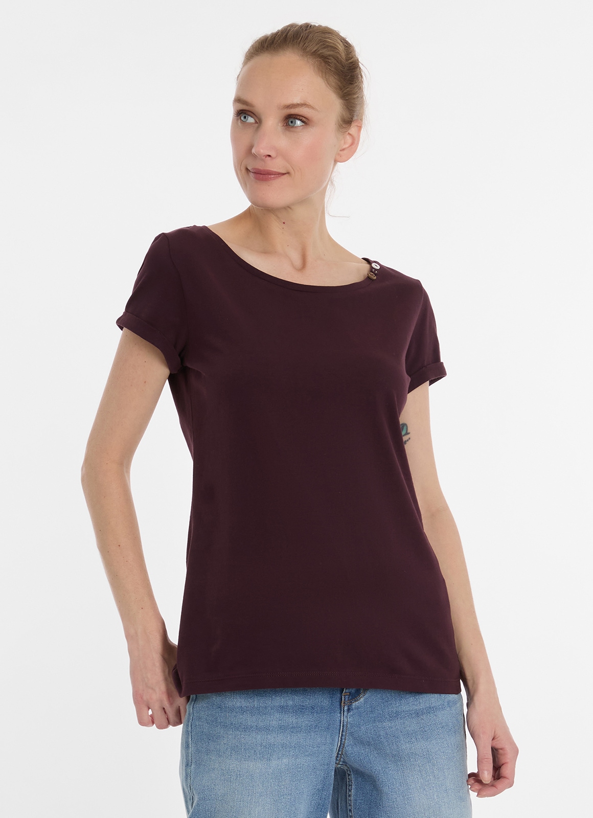 Ragwear T-Shirt "FLLORAH GOTS", mit süßen Zierknöpfen am Ausschnitt günstig online kaufen
