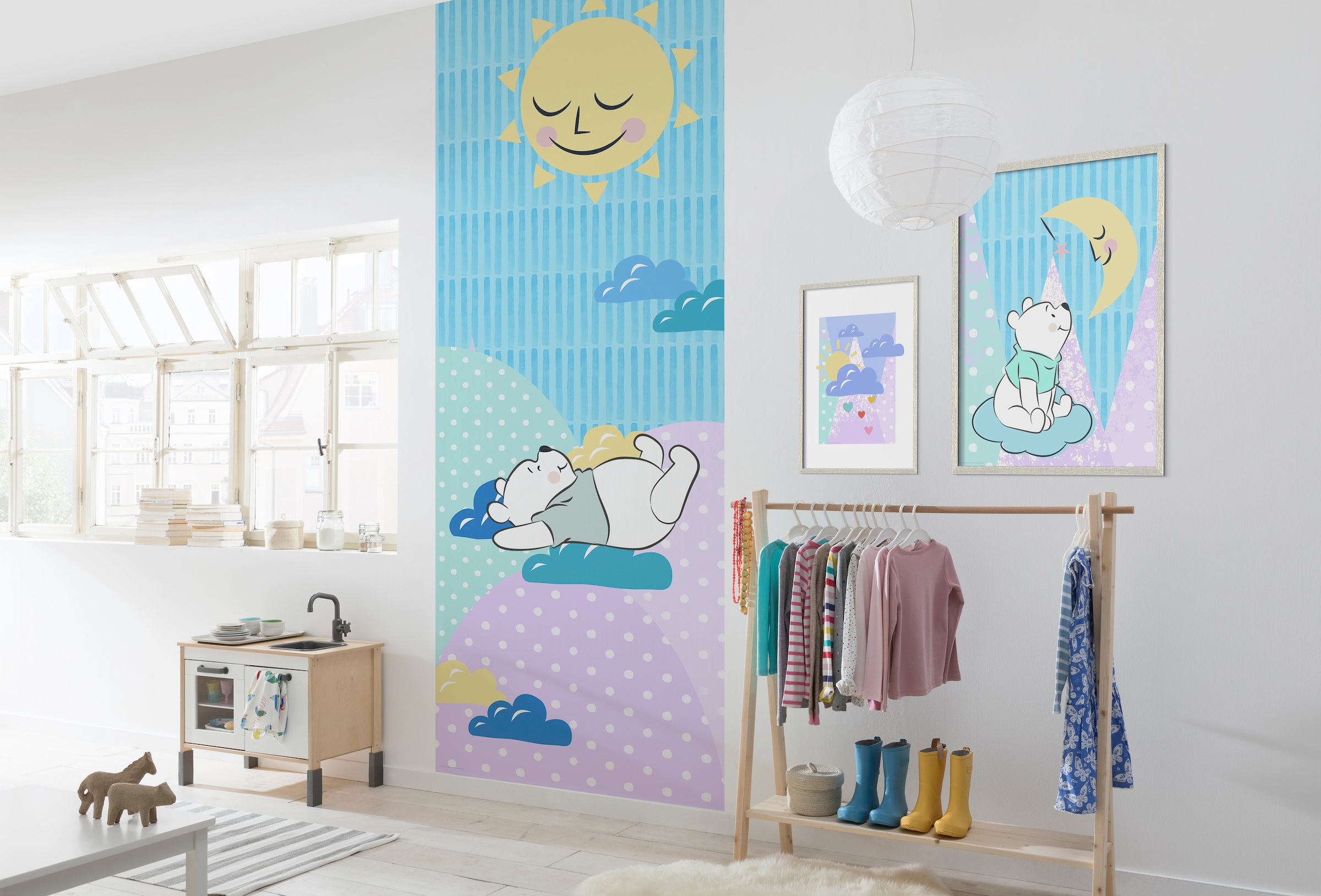 Komar Bild »Winnie the Pooh Clouds«, Disney, (1 St.), Wandbild zur Dekoration im Kinderzimmer - ohne Rahmen