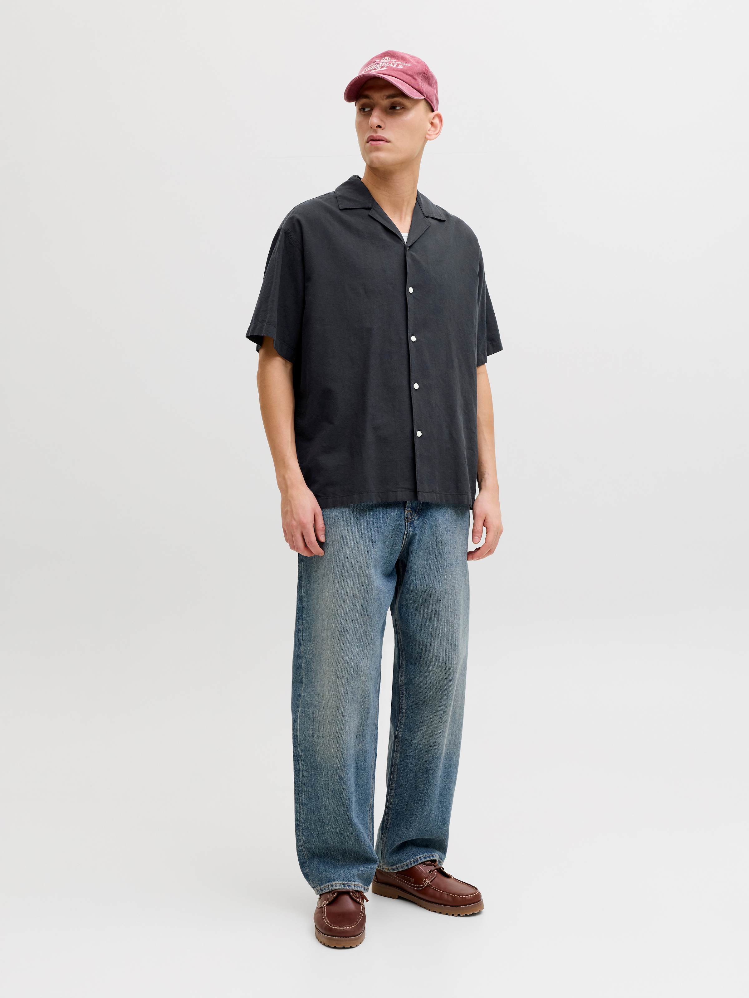Jack & Jones Kurzarmhemd »JJEBREEZE LINEN BLEND RESORT SHIRT SS SN« mit Knopfleiste