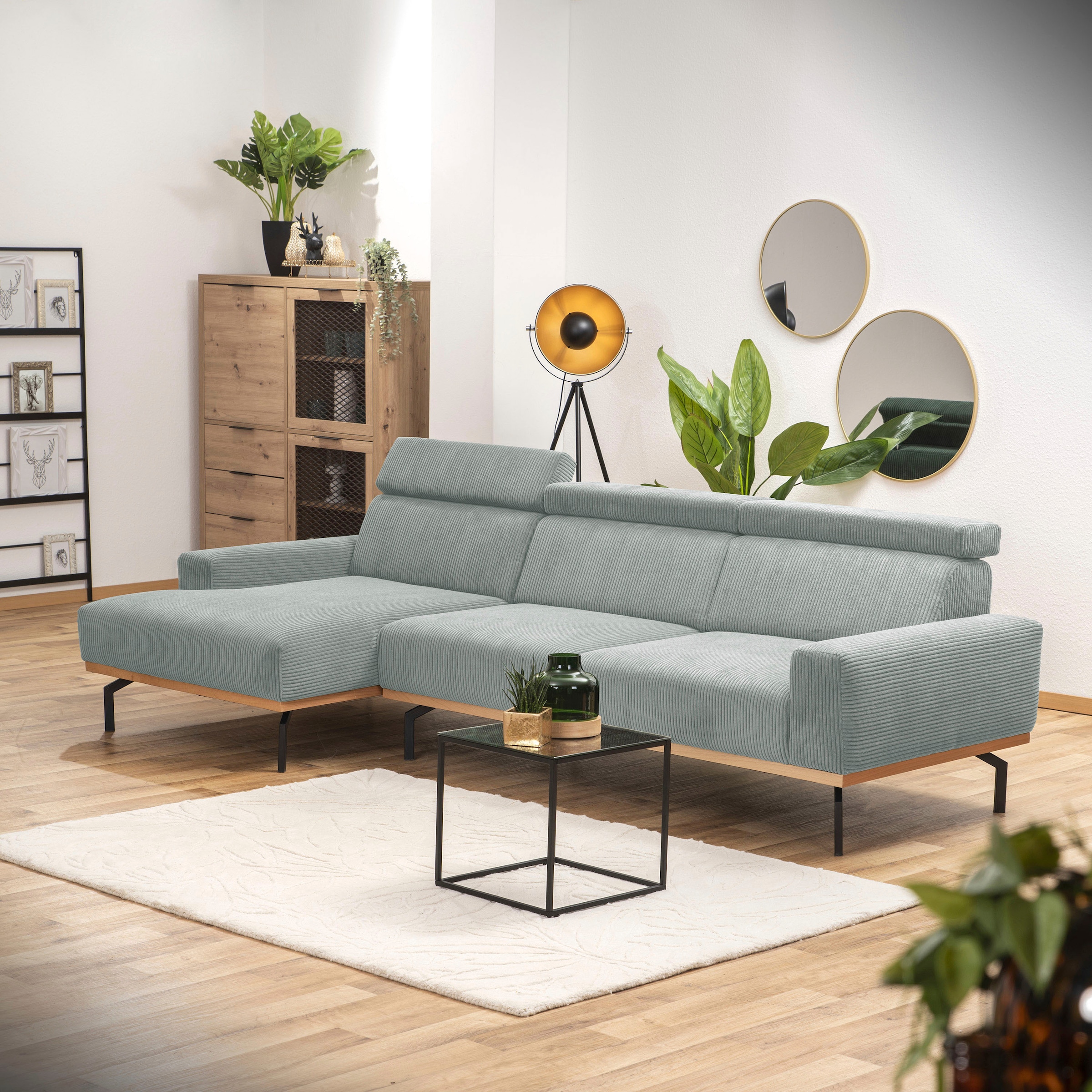 Ecksofa »Designsofa hoher Sitzkomfort durch verstellbare Kopfteile, Cord Bezug«,...