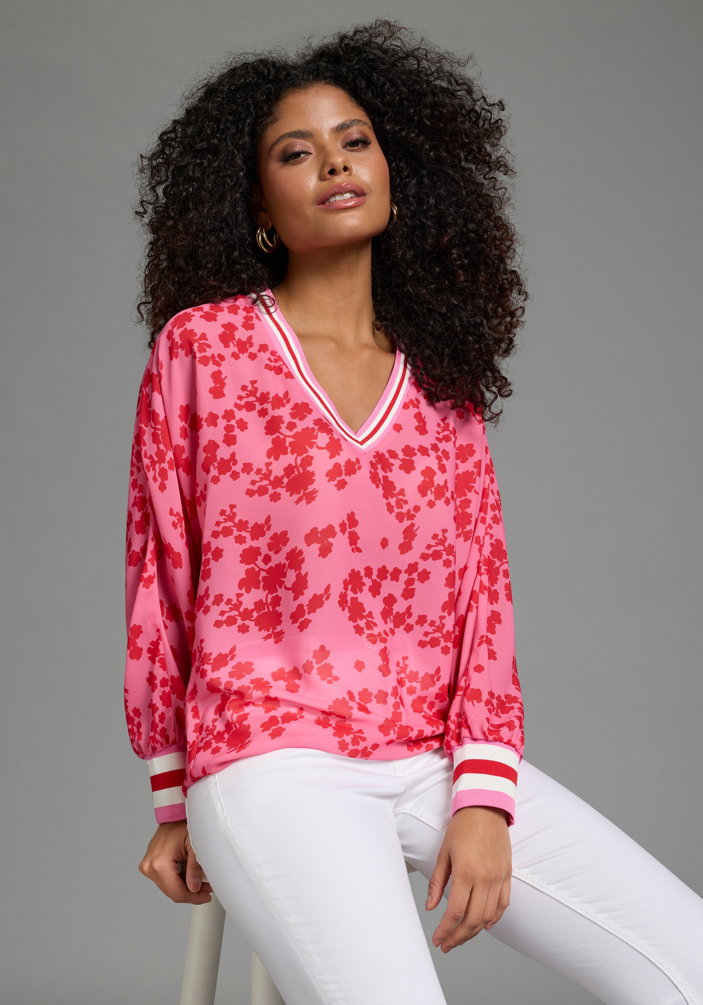 Laura Scott Chiffonbluse leicht transparent, mit hüftbedeckender Länge, V-A günstig online kaufen