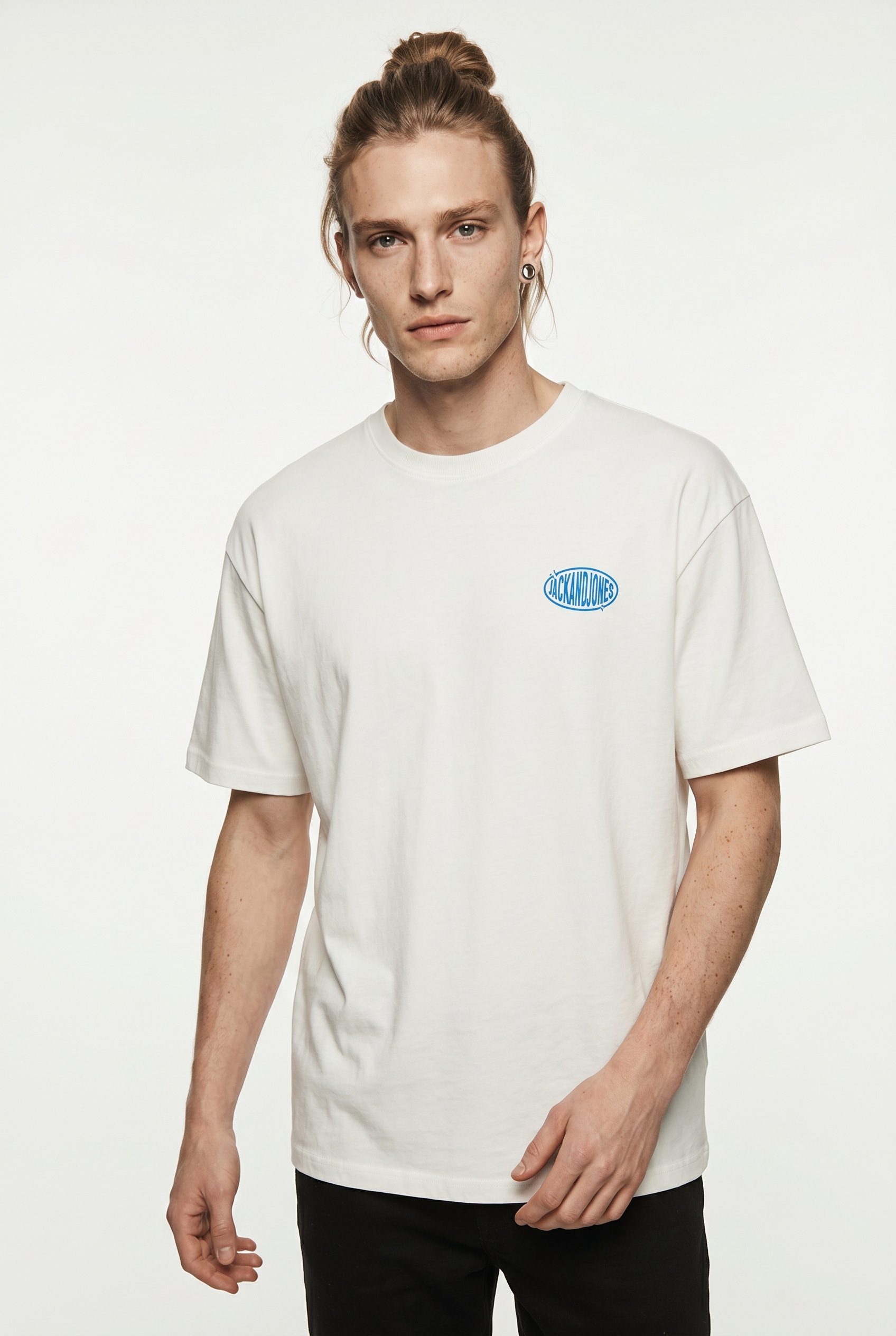 Jack & Jones T-Shirt "JJLEGACY TEE SS CREW NECK" Baumwolle, locker geschnitten