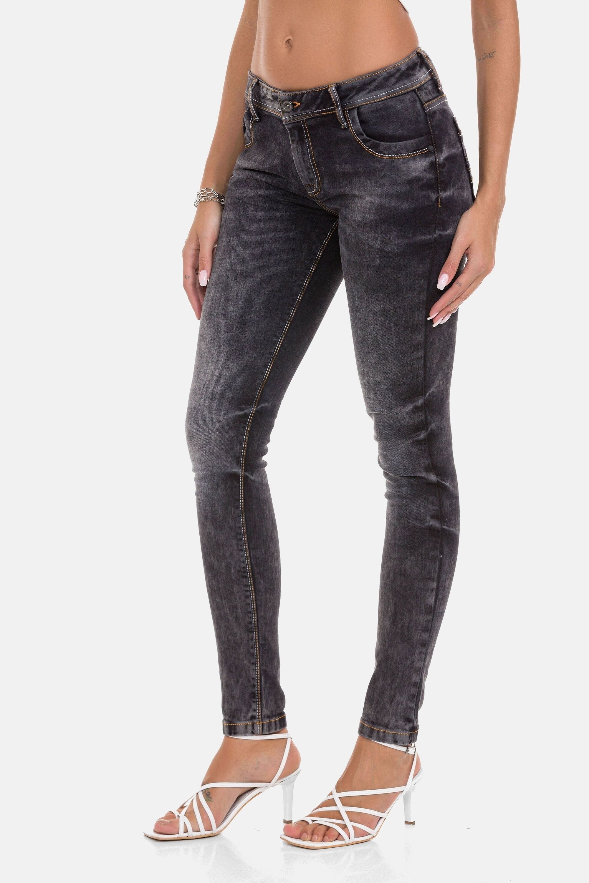 Cipo & Baxx Slim-fit-Jeans »Jeans«, im Used-Look, WD443