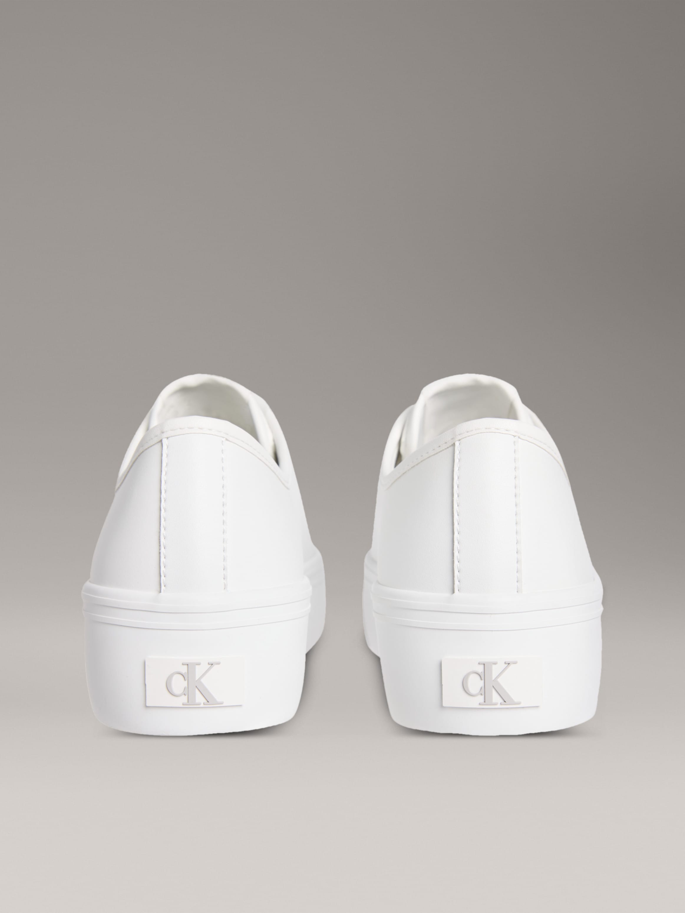 Calvin Klein Jeans Plateausneaker »VULC FLATFORM LTH«, Schnürschuh, Halbschuh, Freizeitsneaker in schlichter Optik