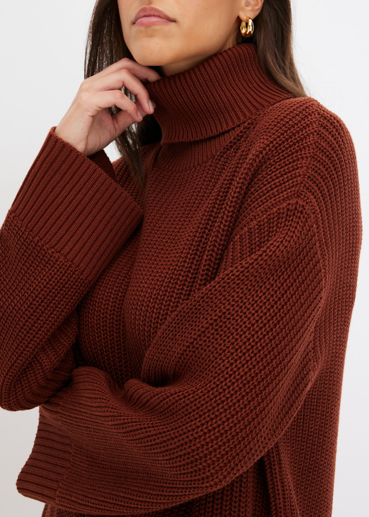 bonprix Rollkragenpullover »Oversize-Rollkragenpullover aus Baumwoll-Mix« aus Baumwoll-Mix, mit Rollkragen, mit Seitenschlitzen
